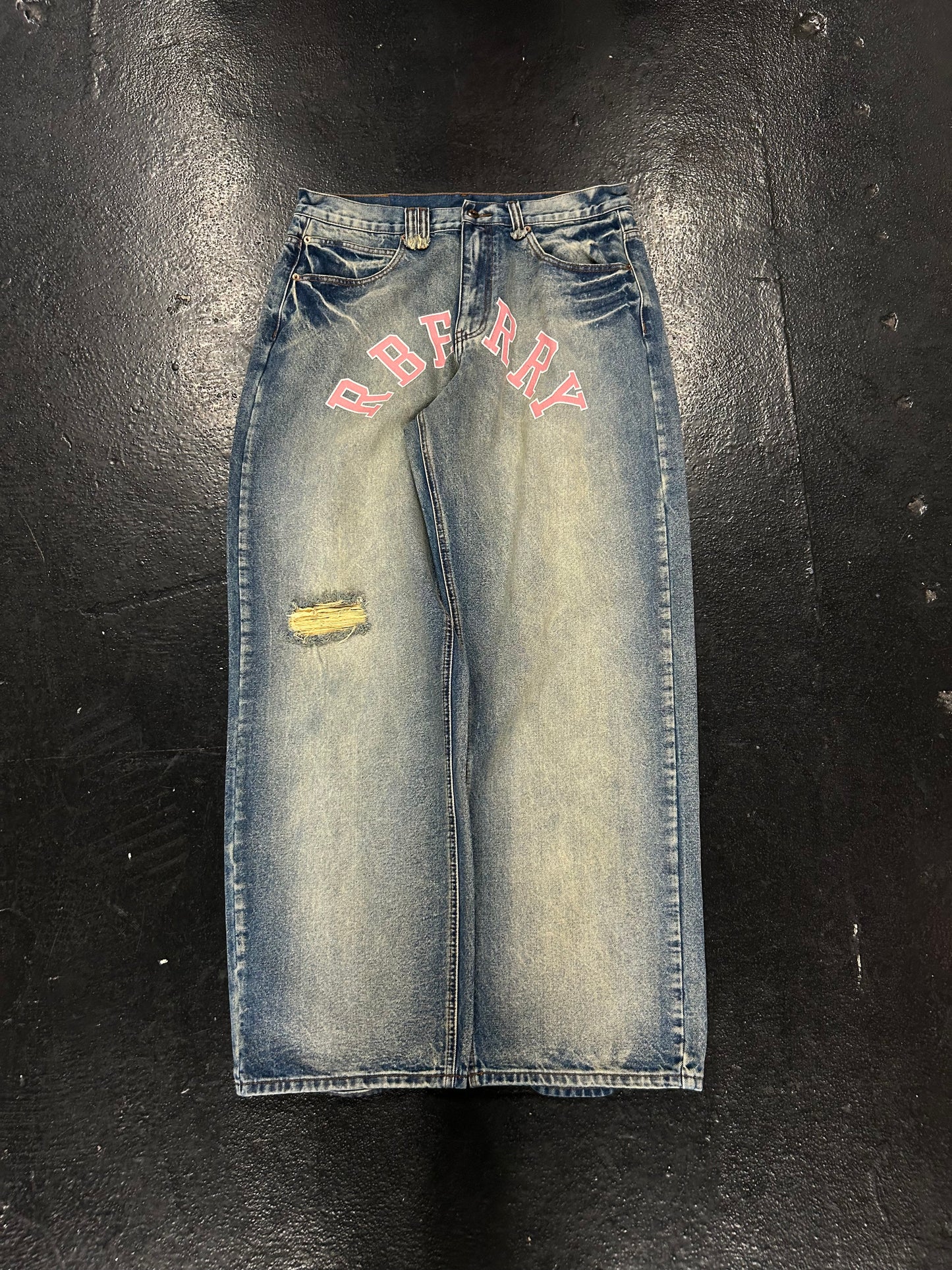 RASPBERRY HILLS “RBERRY” JEANS (VNDS)