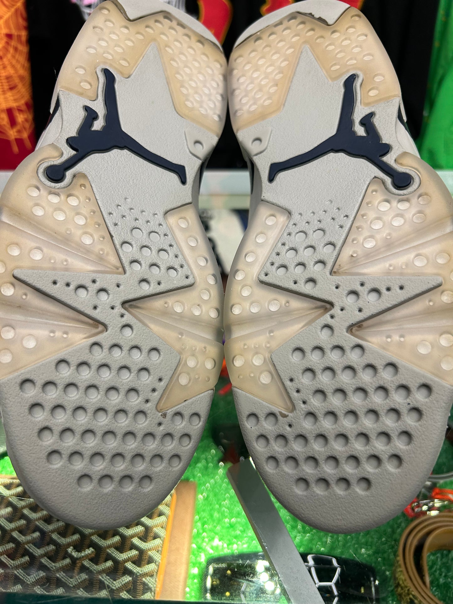 JORDAN 6 GEORGETOWN (PRE-OWNED W/ BOX)