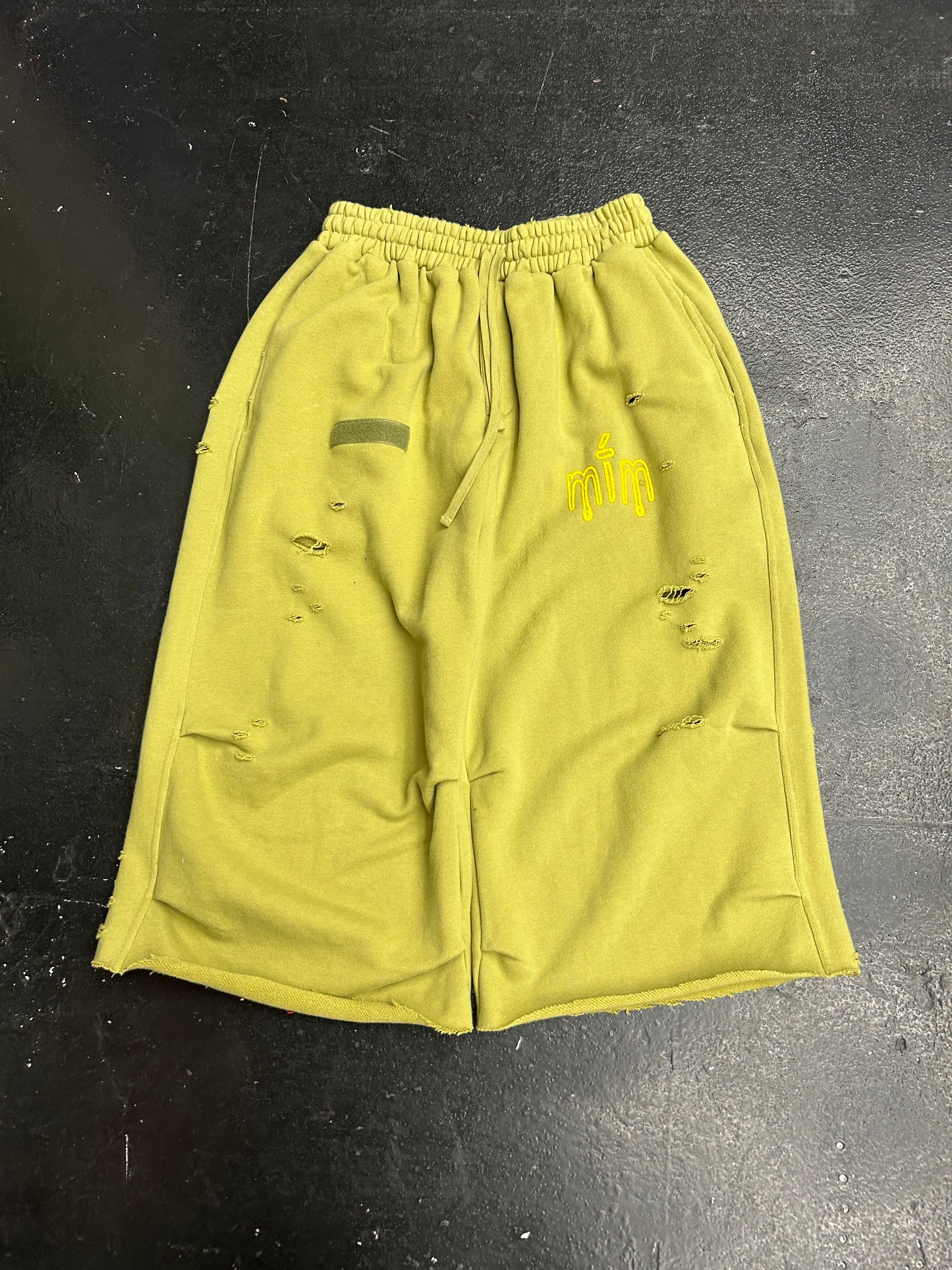 MURD333R FM GREEN SHORTS (BRAND NEW)
