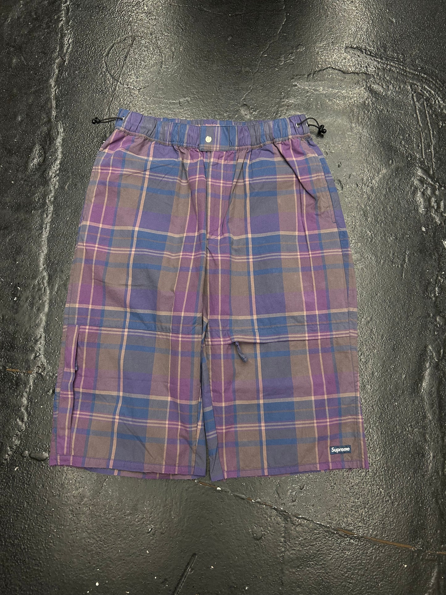 SUPREME COTTON CINCH PLAID SHORTS
