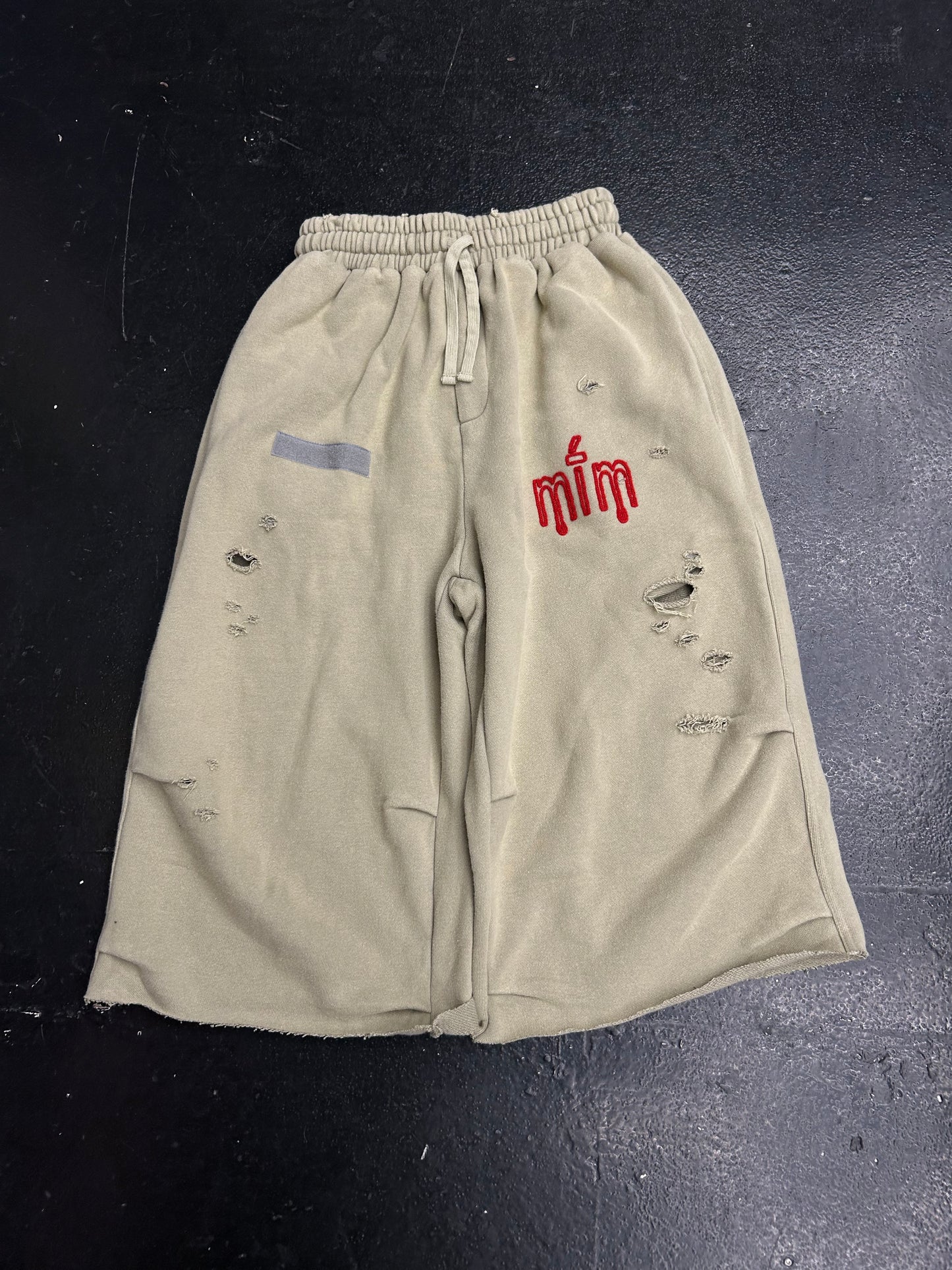 MURD333R FM SWAMP GREEN SHORTS (BRAND NEW)
