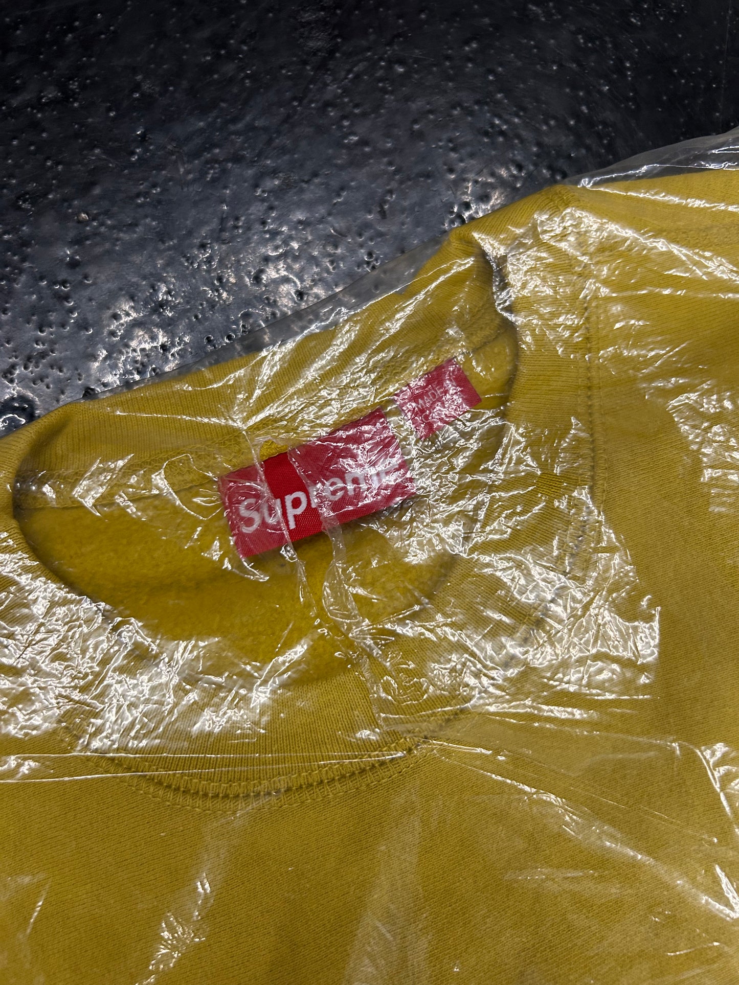 SUPREME MUSTARD CREWNECK (BRAND NEW)