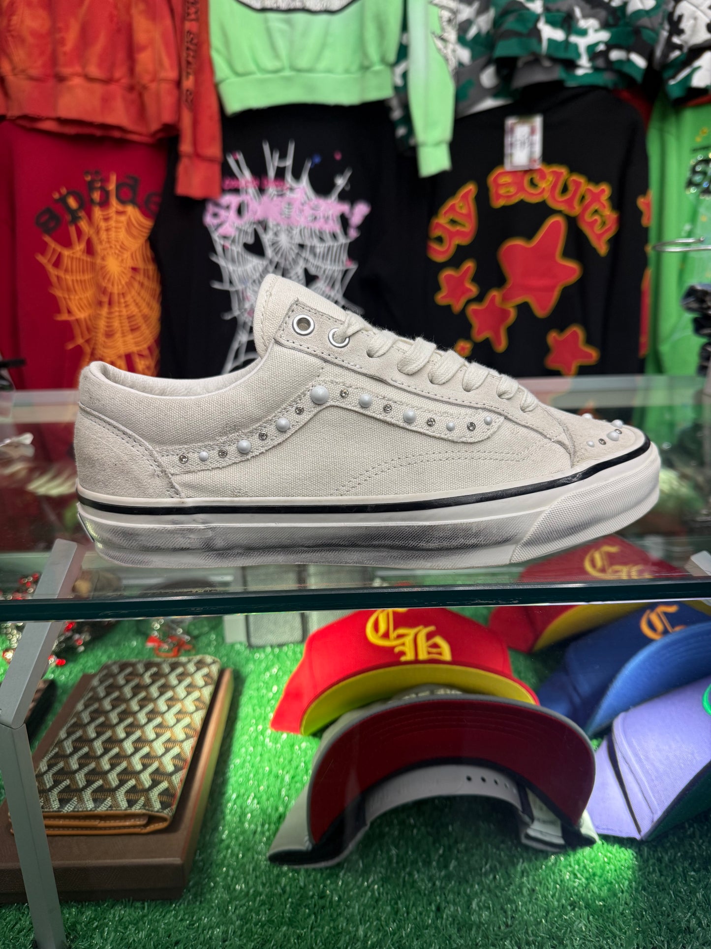 VANS OTW PEARLIZED WHITE (PRE-OWNED W/ BOX)