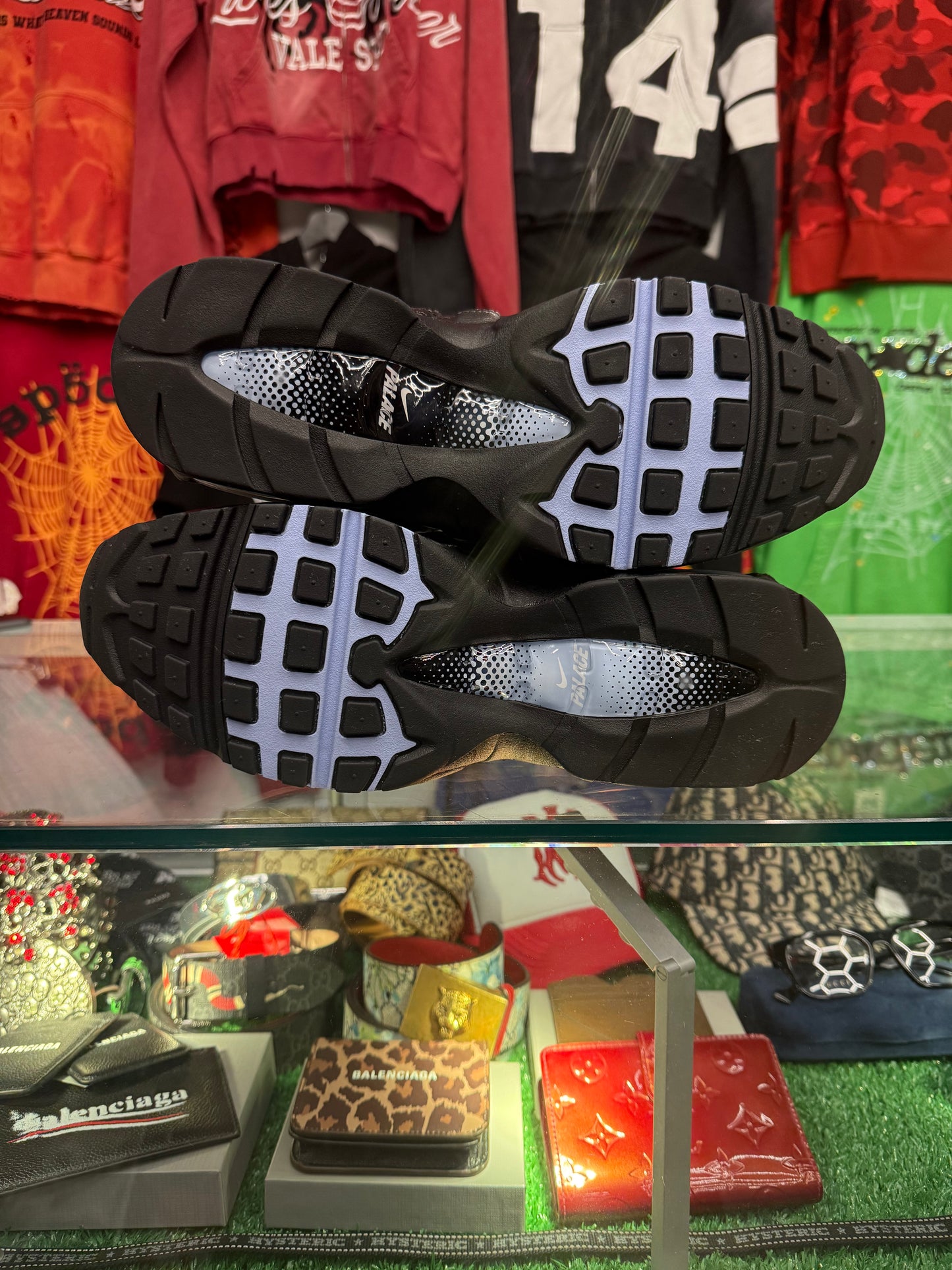AIR MAX 95 BIG BUBBLE PALACE (PRE-OWNED W/ BOX)