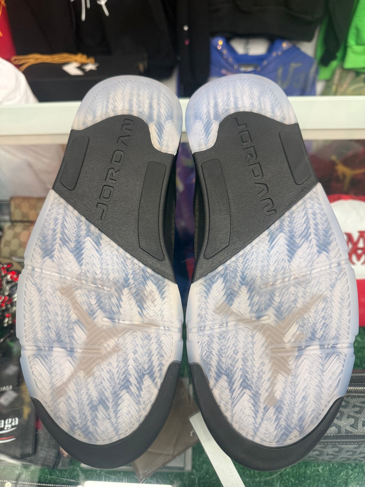 JORDAN 5 LOW CLASS OF 2021 (PRE-OWNED W/ BOX)