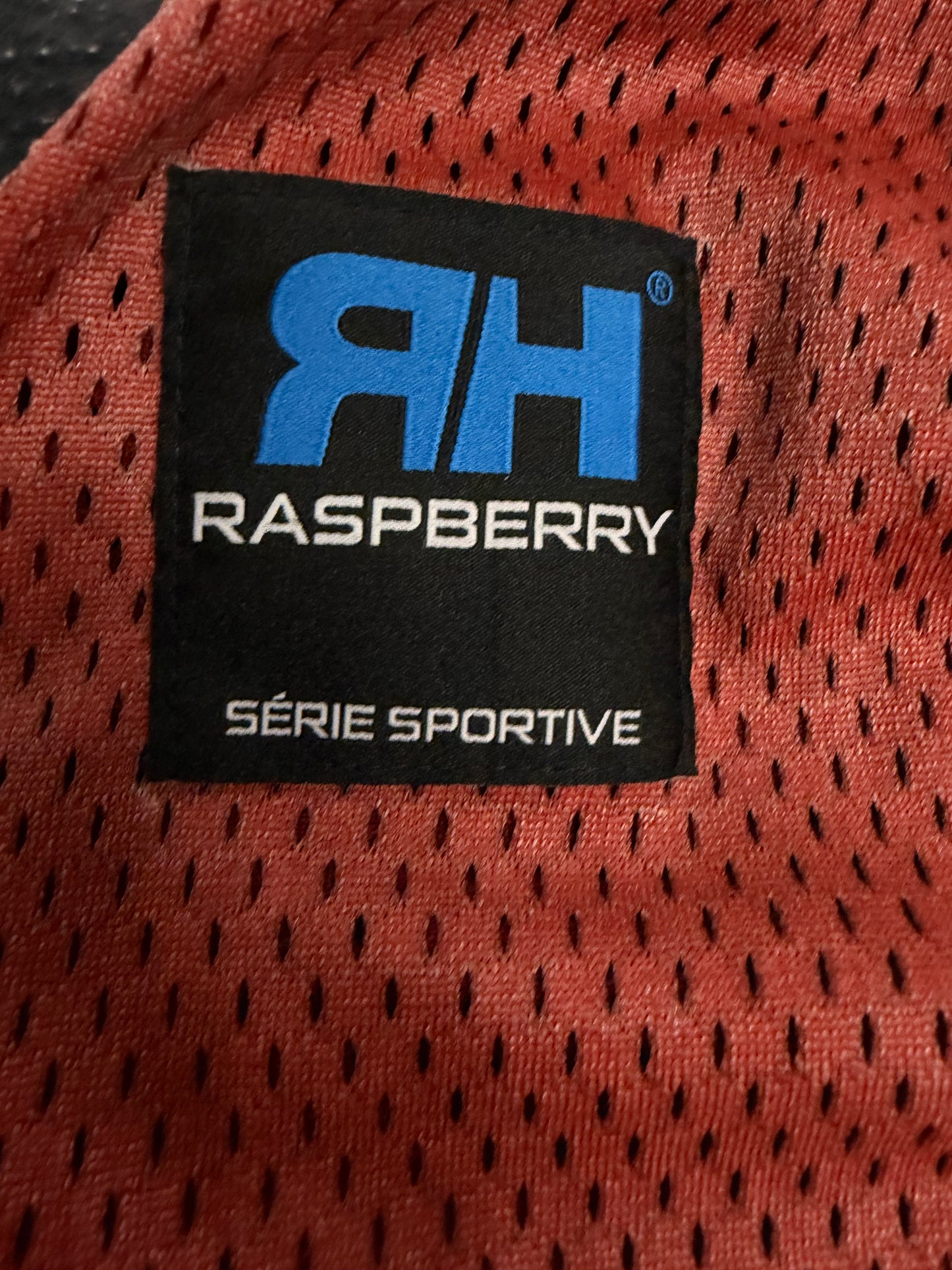 GV GALLERY RASPBERRY HILLS SIRACHA MWSH SWEATS (PRE-OWNED)