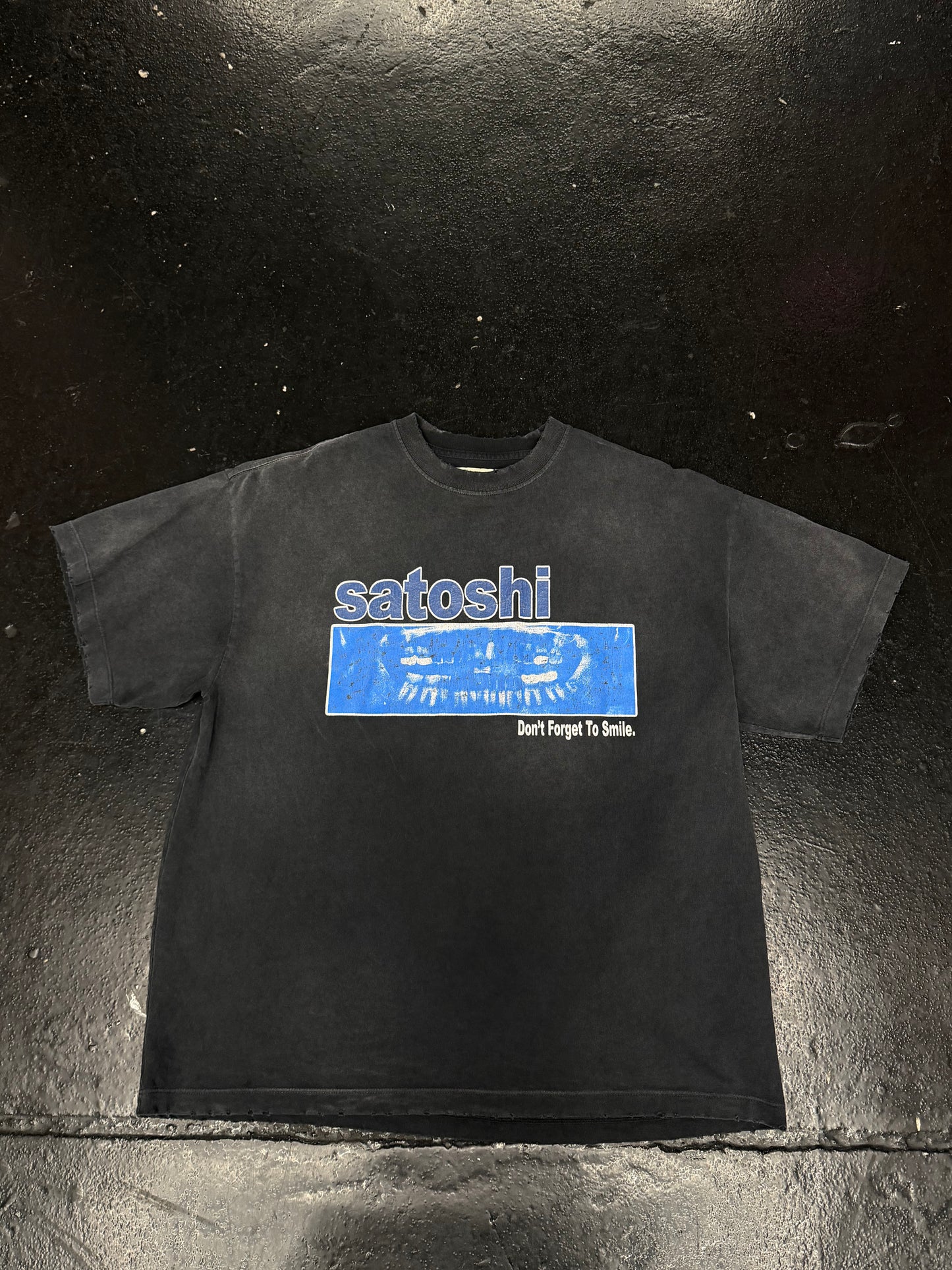 SATOSHI NAKAMOTO DON’T FORGET TO SMILE T-SHIRT (PRE-OWNED)