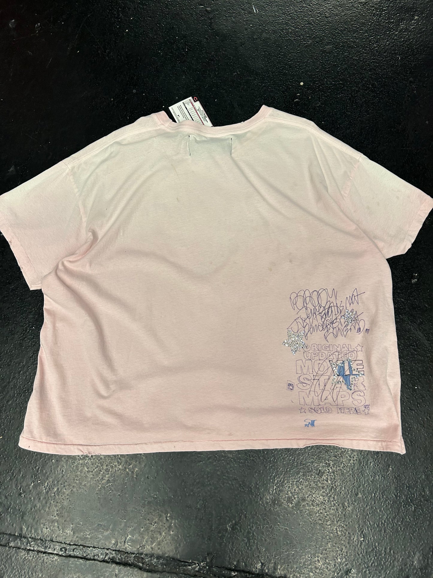 PALY HOLLYWOOD SUM 1 IN HOLLYWUD LUVS ME TEE “PINK” (PRE-OWNED)