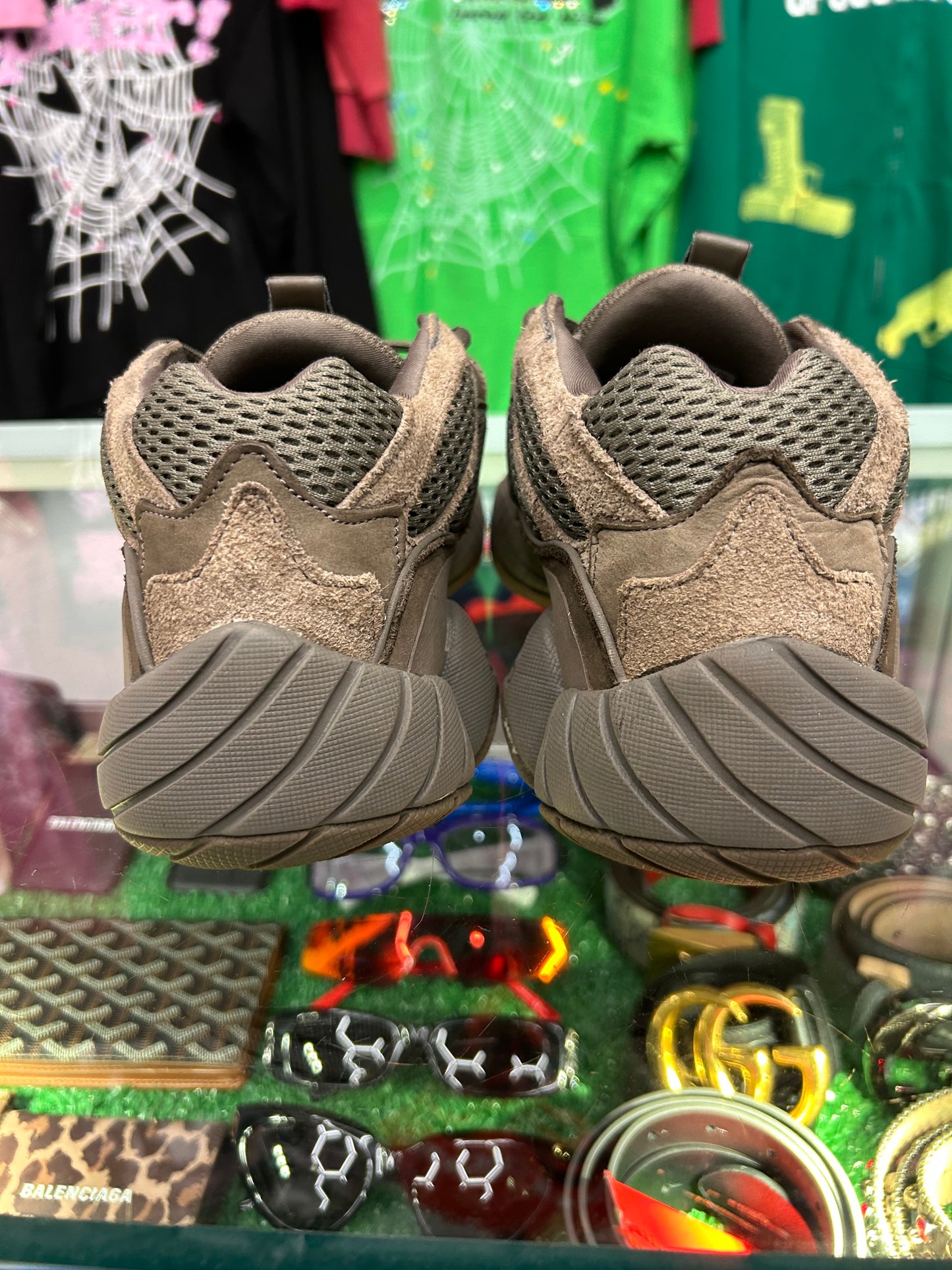 YEEZY 500 CLAY BROWN (PRE-OWNED W/ BOX)
