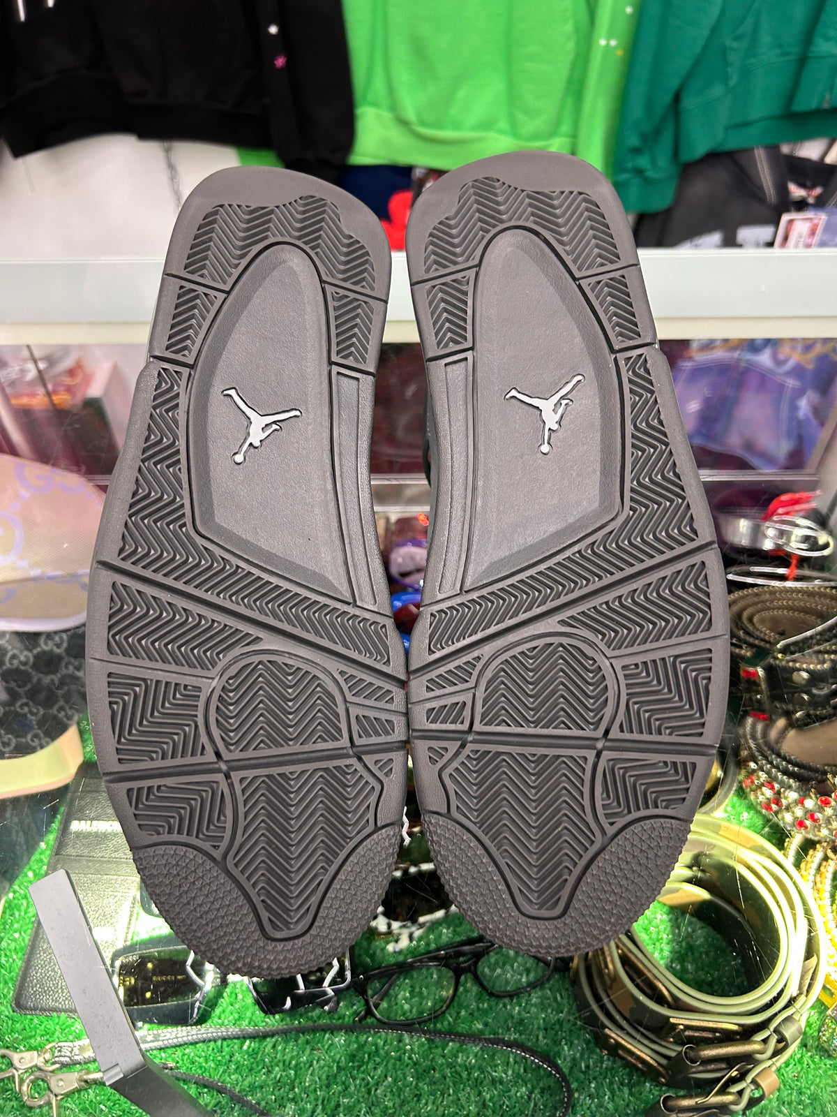 JORDAN 4 WET CEMENT (PRE-OWNED W/ BOX)
