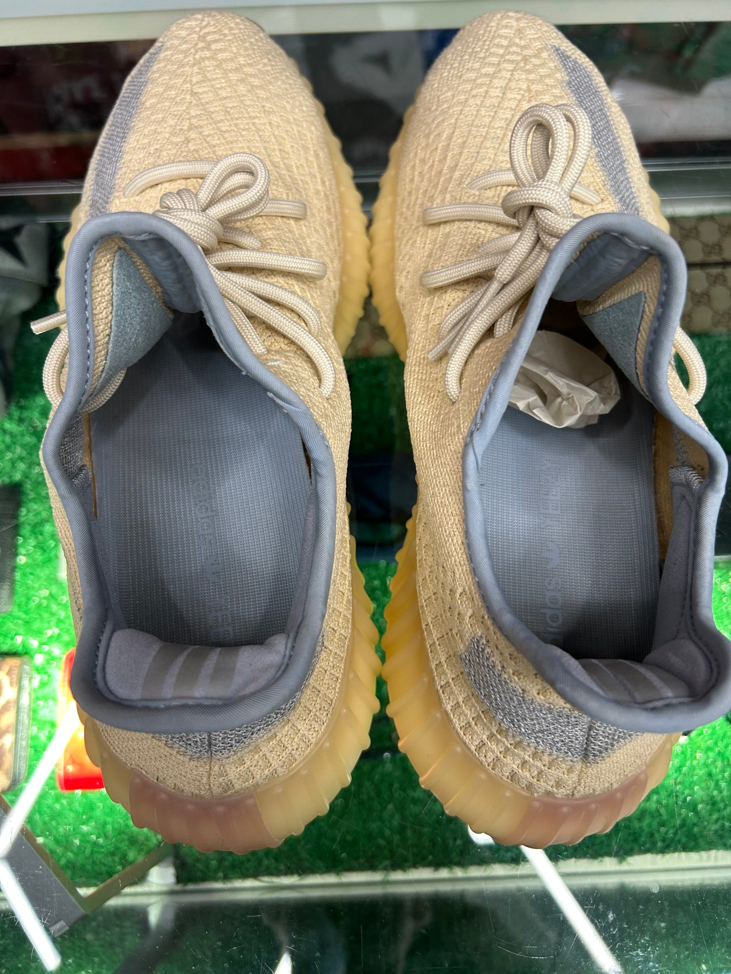 YEEZY 350 V2 LINEN (PRE-OWNED W/ BOX)