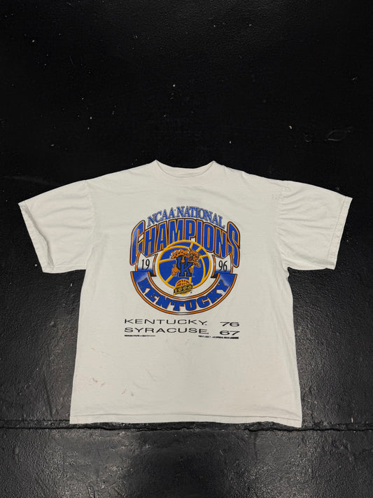 1996 KENTUCKY NCAA BASKETBALL CHAMPIONS T-SHIRT