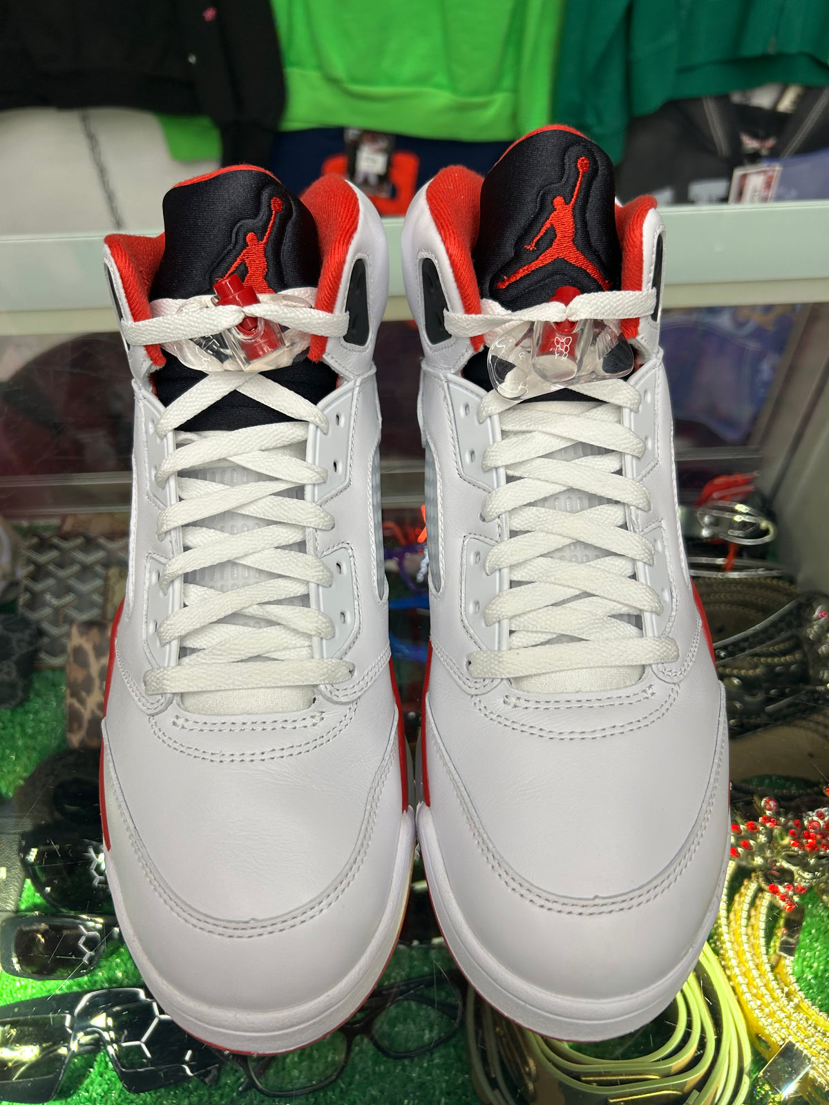 JORDAN 5 FIRE RED (PRE-OWNED)