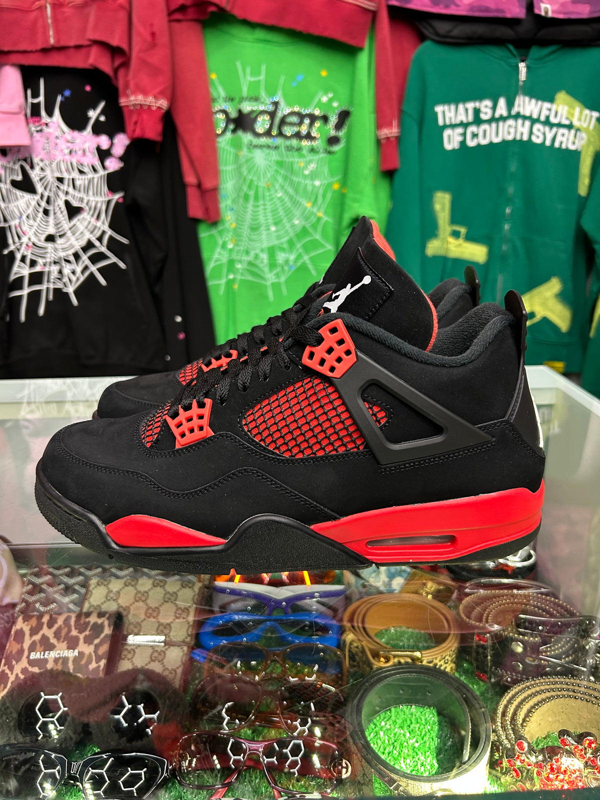 JORDAN 4 RED THUNDER (PRE-OWNED W/ BOX)