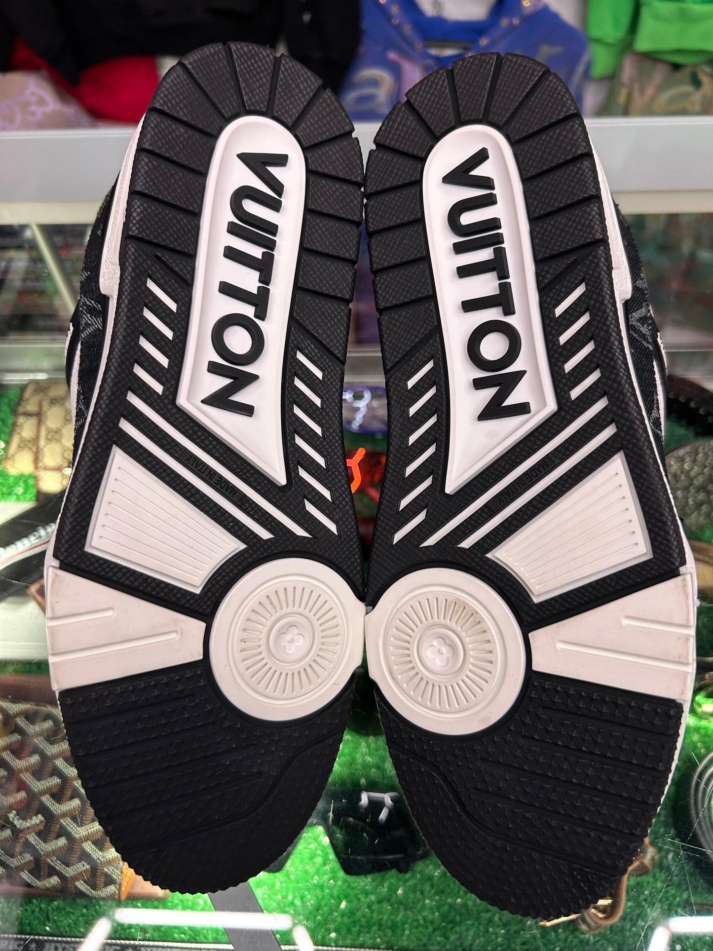 LOUIS VUITTON LV TRAINER WHITE BLACK (PRE-OWNED W/ BOX)