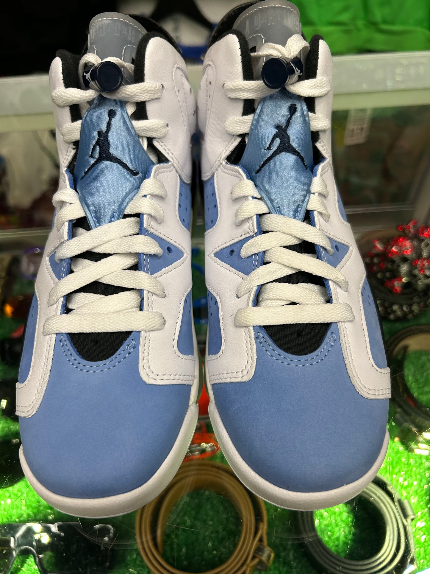 JORDAN 6 UNC (PRE-OWNED W/ BOX)