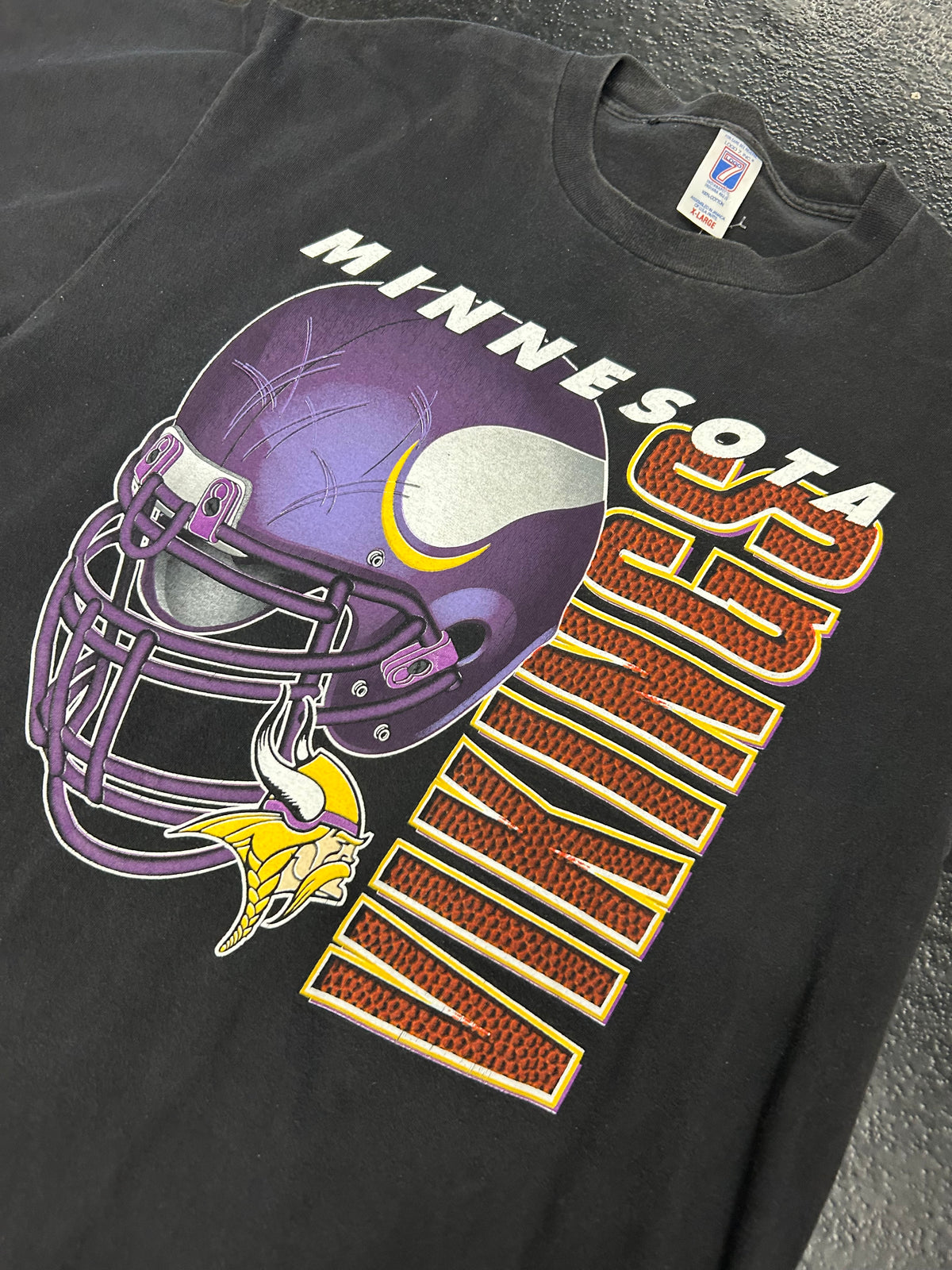 MINNESOTA VIKINGS VINTAGE BLACK TEE