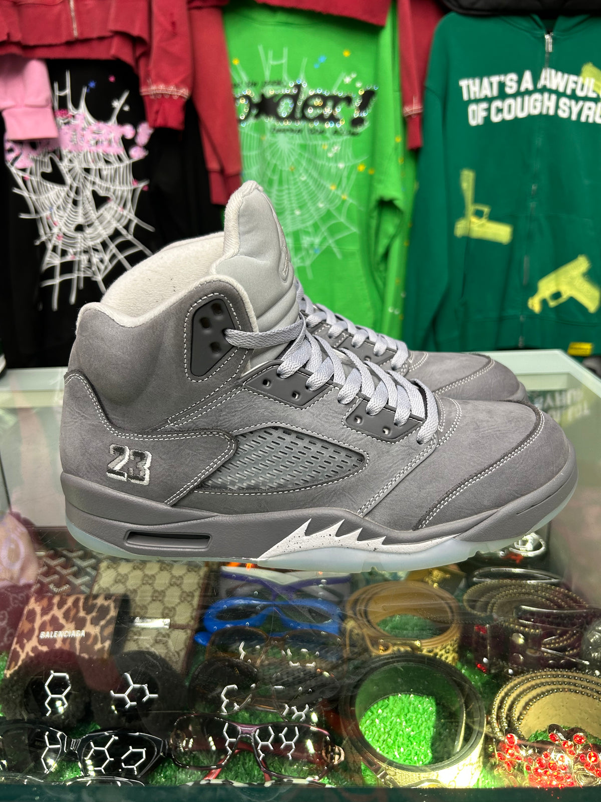 JORDAN 5 WOLF GREY (PRE-OWNED W/ BOX)