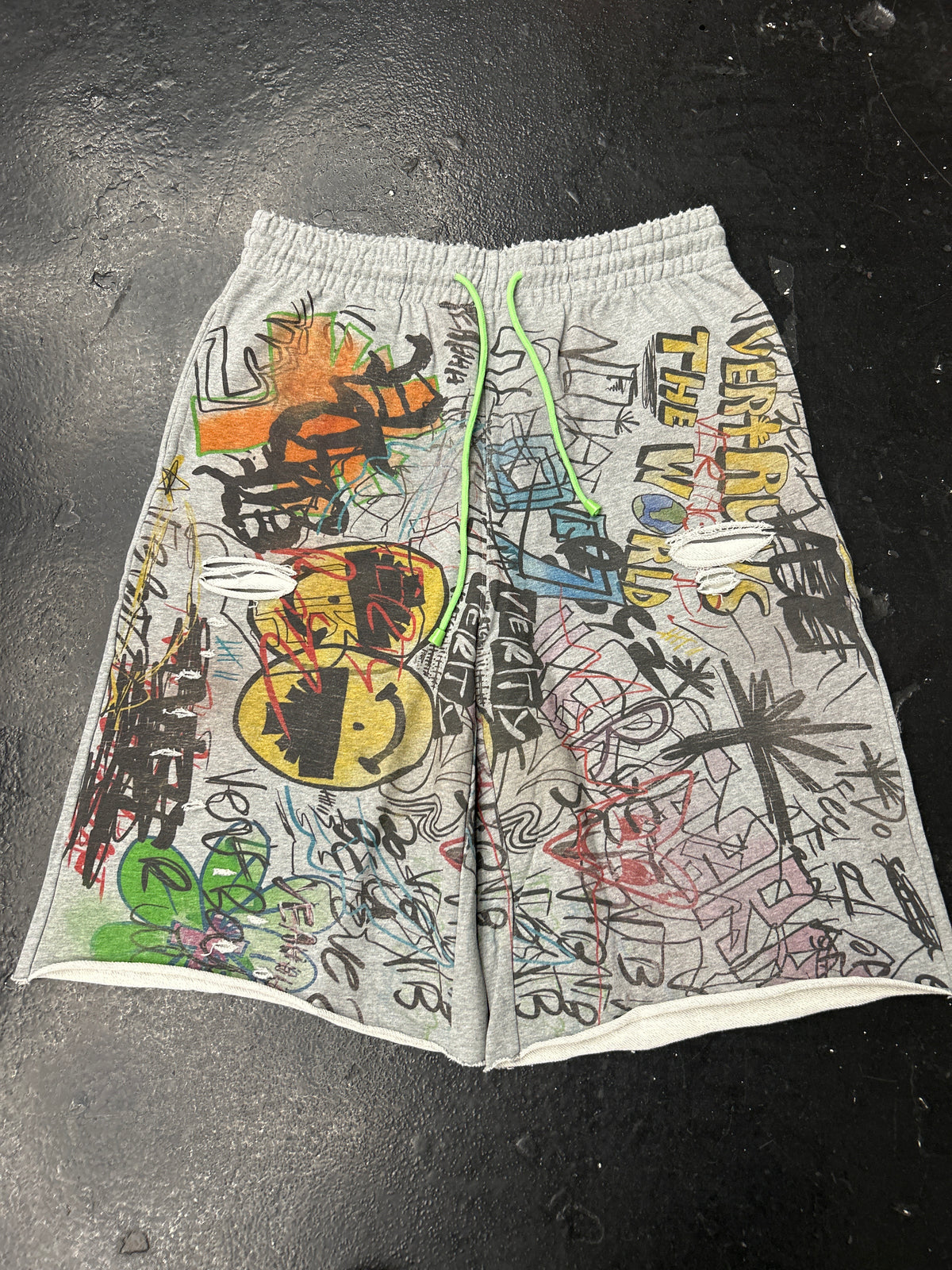 VERTABRAE DETENTION SHORTS