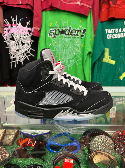 JORDAN 5 BLACK METALLIC (PRE-OWNED W/ BOX)