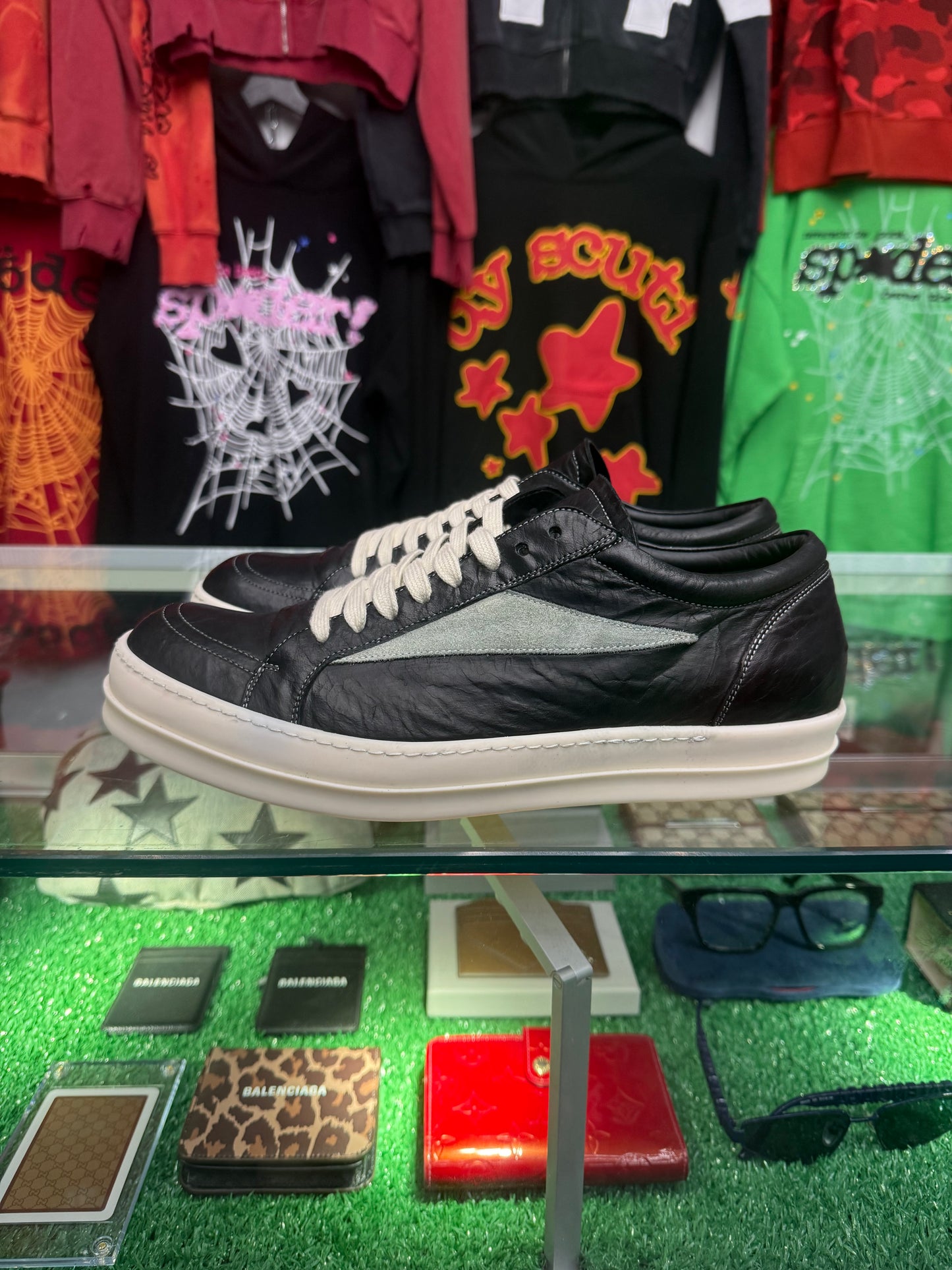 RICK OWENS MAIN LINE VINTAGE SNEAKER (PRE-OWNED W/ BOX)