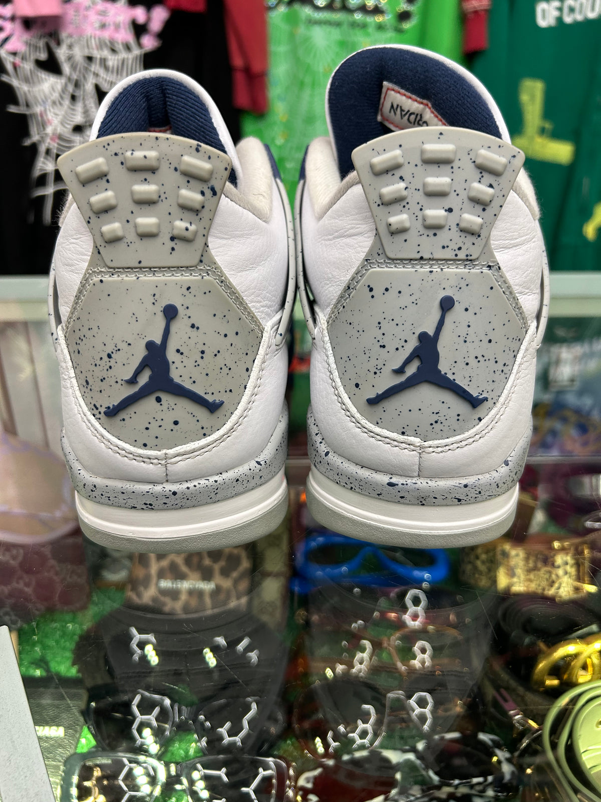 JORDAN 4 MIDNIGHT NAVY (PRE-OWNED NO BOX)