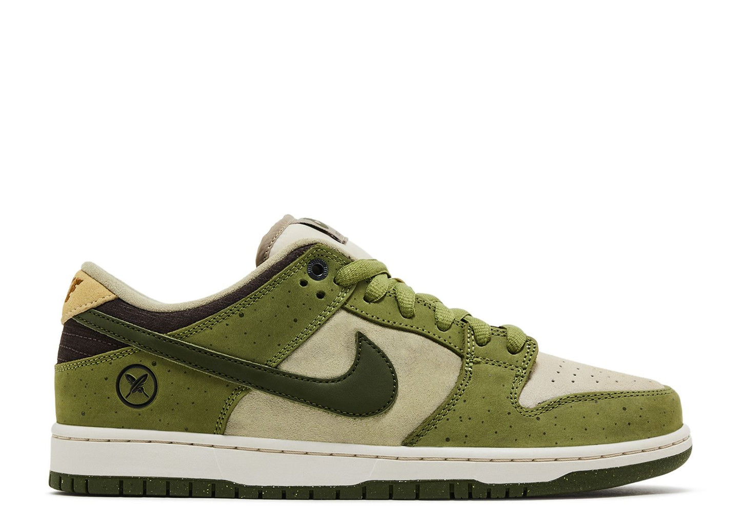 DUNK LOW SB YUTO (BRAND NEW)