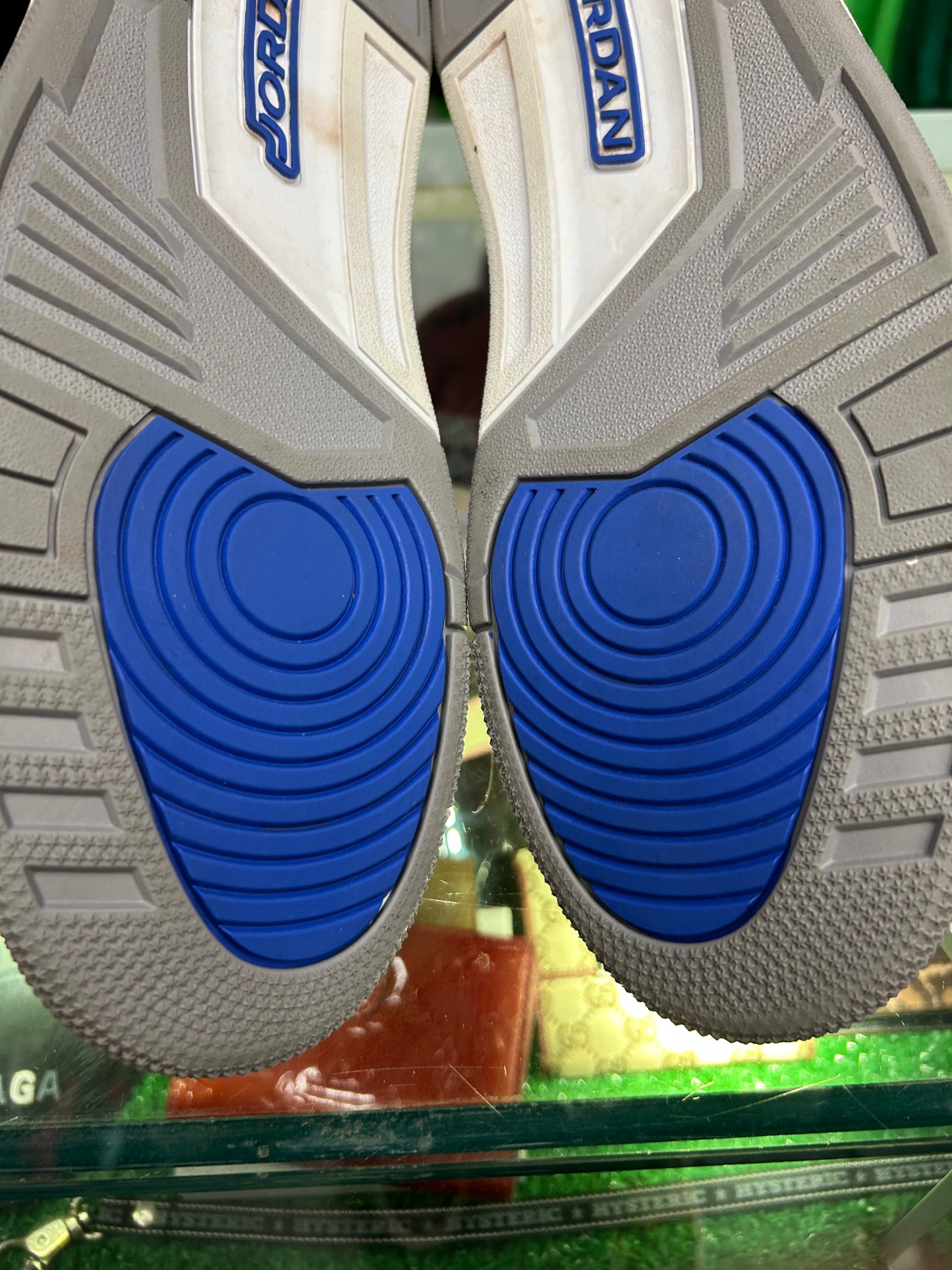 JORDAN 3 RACER BLUE (PRE-OWNED W/ BOX)