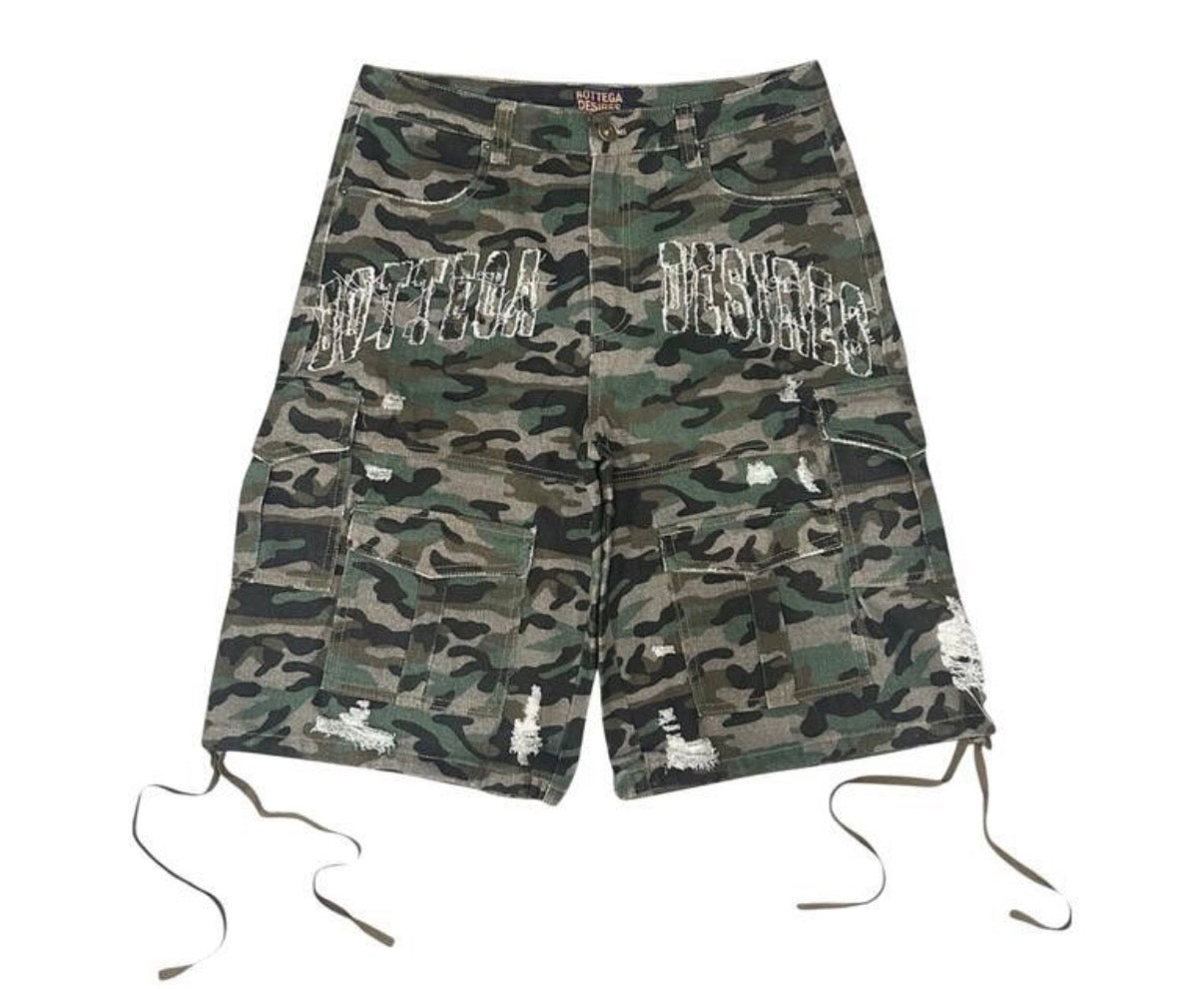 BOTTEGA DESIRES CAMO CARGO SHORTS (SIZE 40)