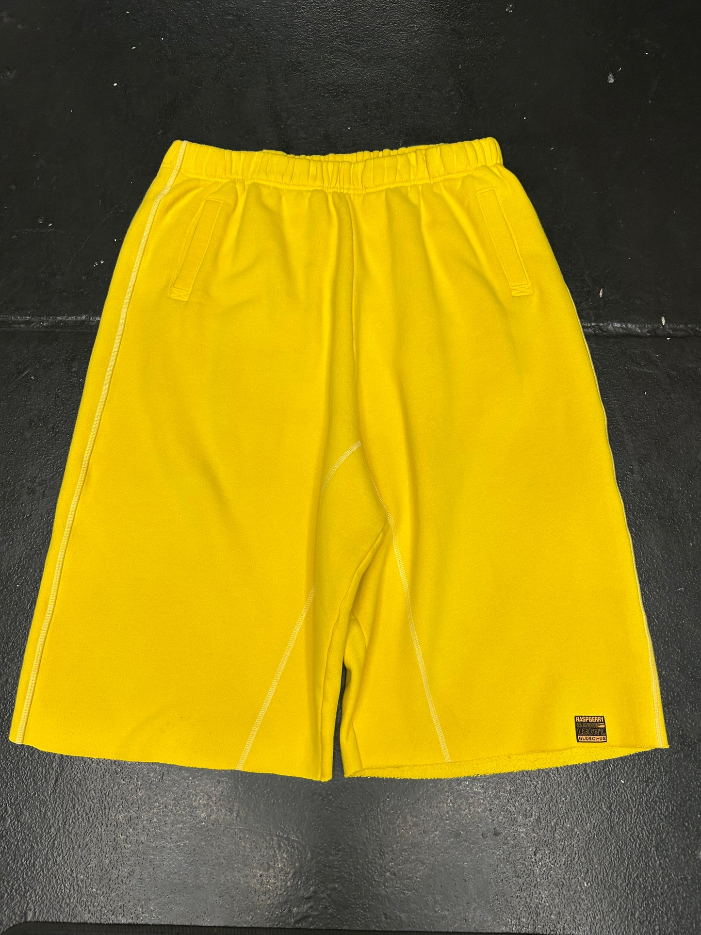 RASPBERRY HILLS GV GALLERY YELLOW SWEATSHORTS (PRE-OWNED)