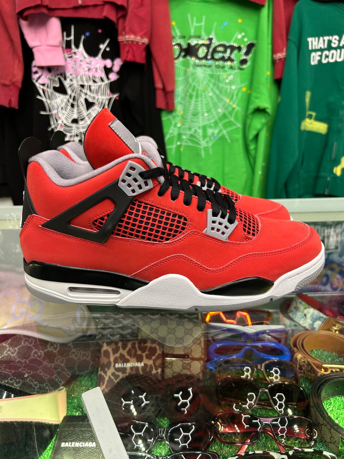 JORDAN 4 TORO (PRE-OWNED W/ BOX)