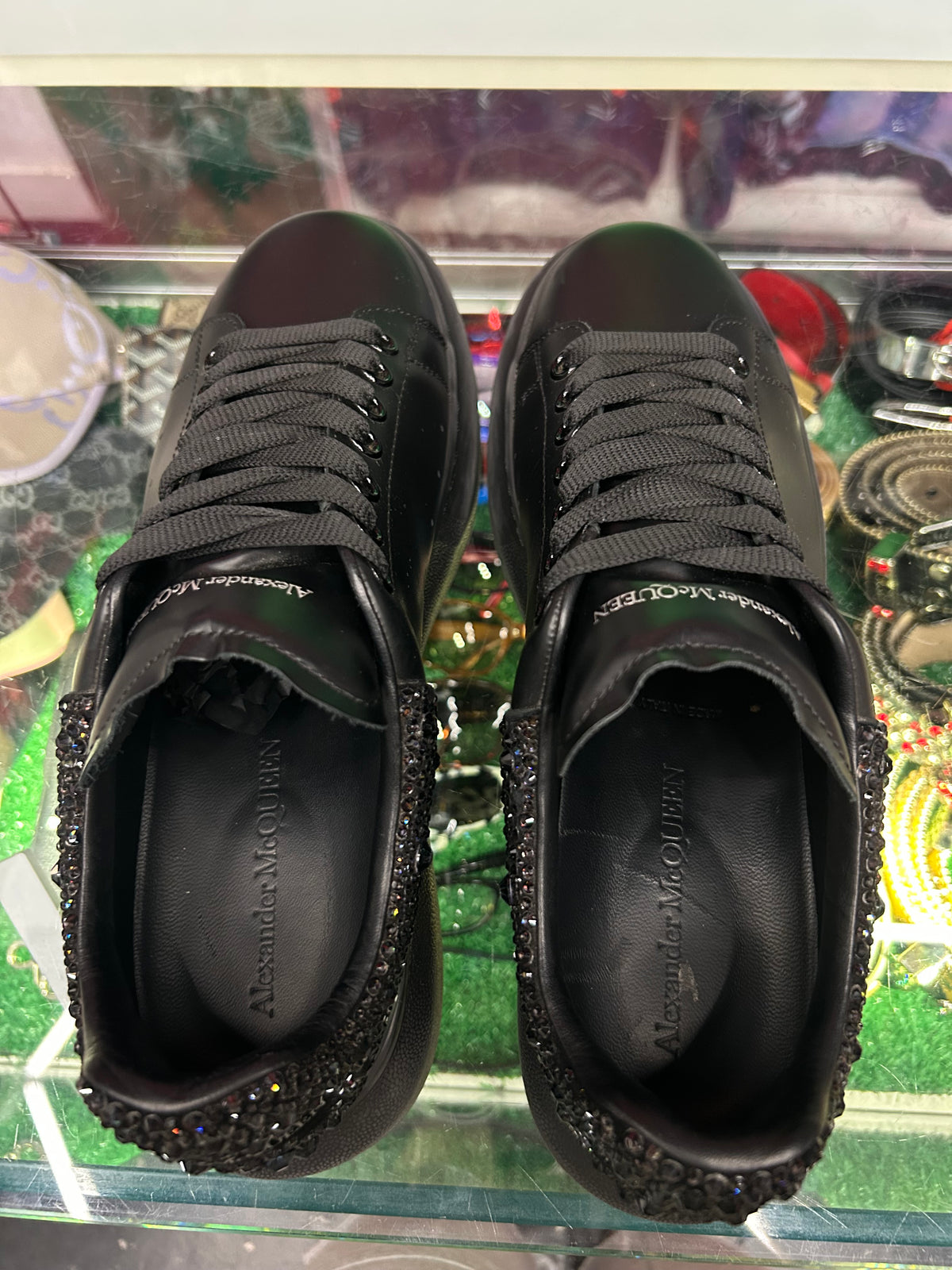 ALEXANDER MCQUEEN OVERSIZED “BLACK” (PRE-OWNED W/ BOX)