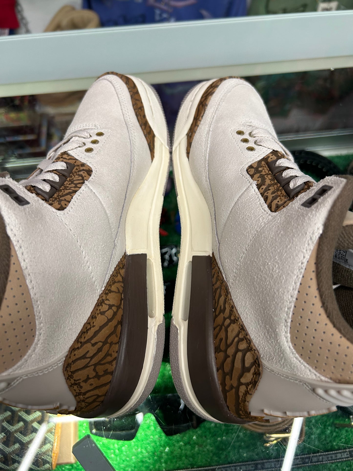 JORDAN 3 PALOMINO (PRE-OWNED W/ BOX)