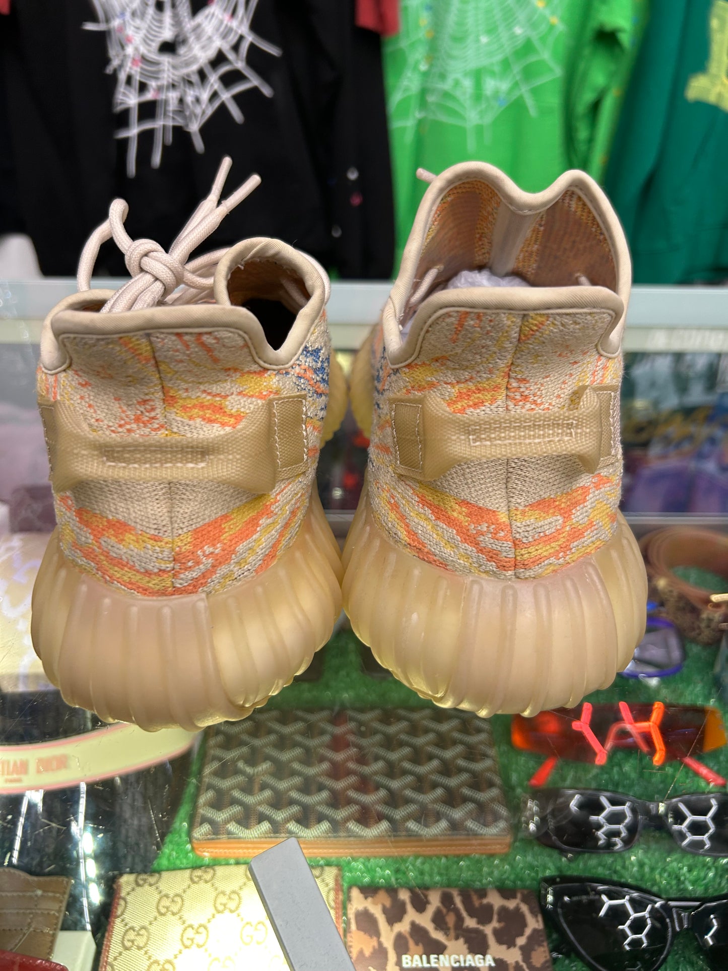YEEZY 350 V2 MX OAT (PRE-OWNED W/ BOX)