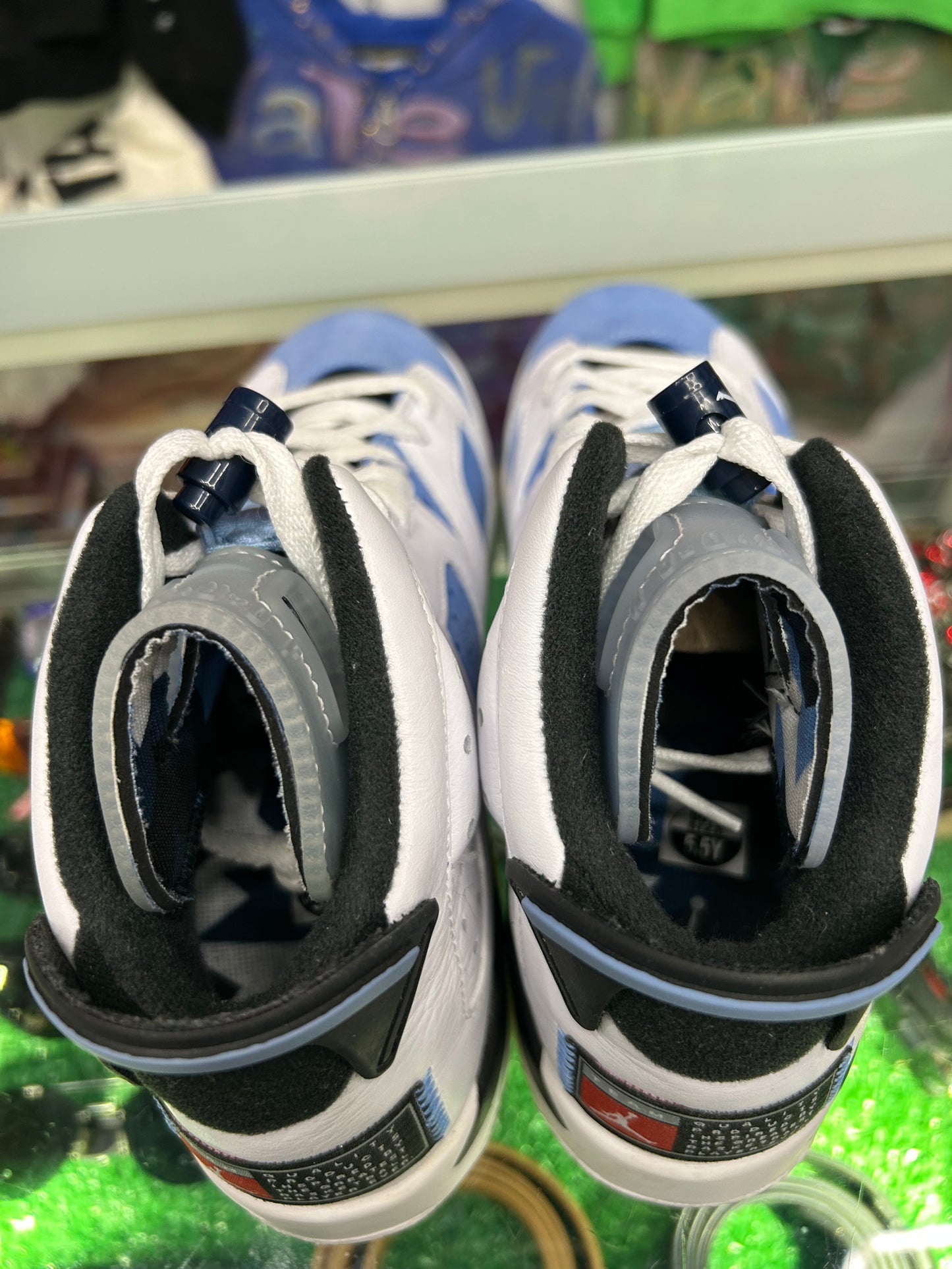JORDAN 6 UNC (PRE-OWNED W/ BOX)