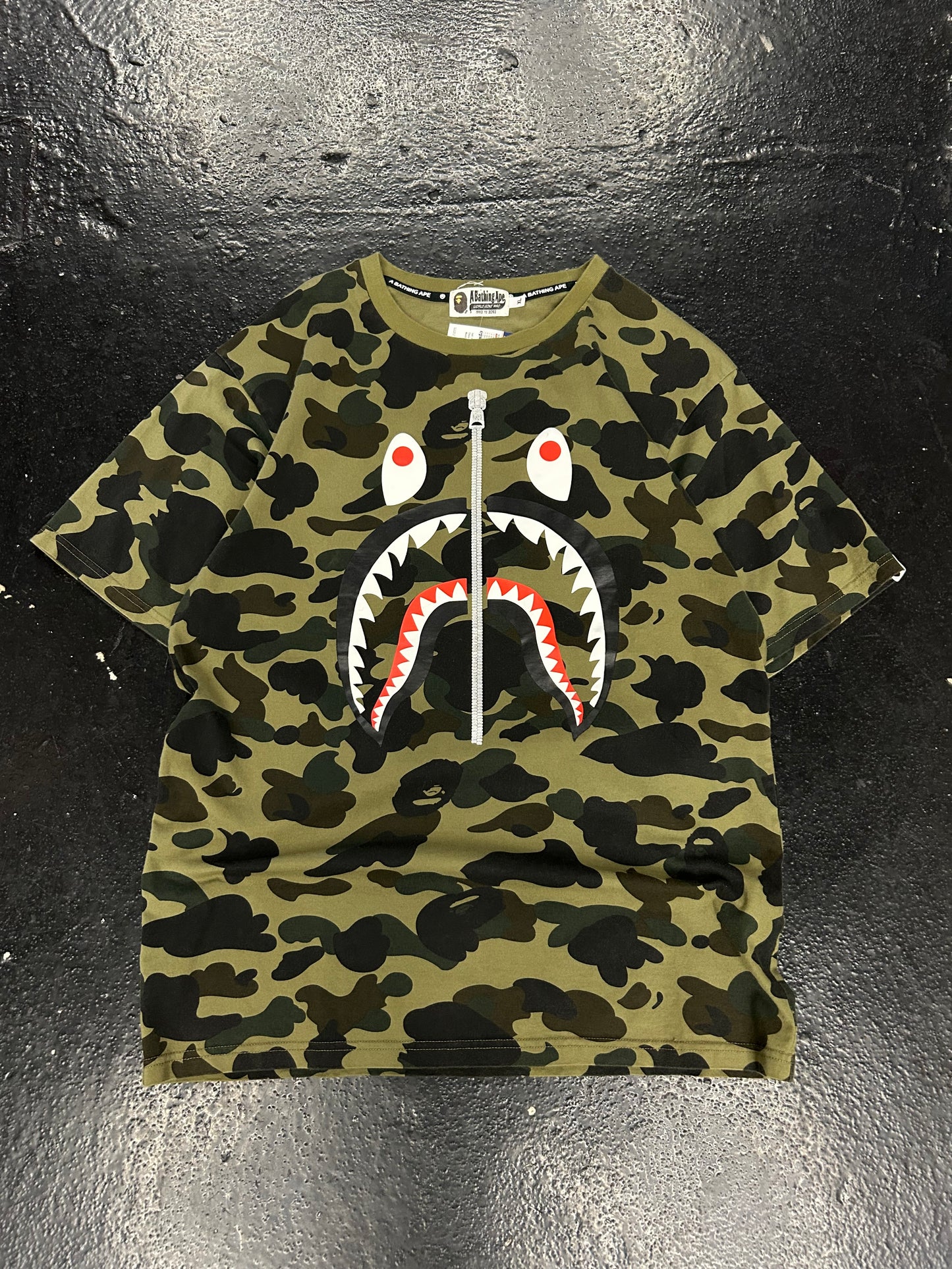 BAPE 1ST CAMO SHARK GREEN CAMO TEE (PRE-OWNED)