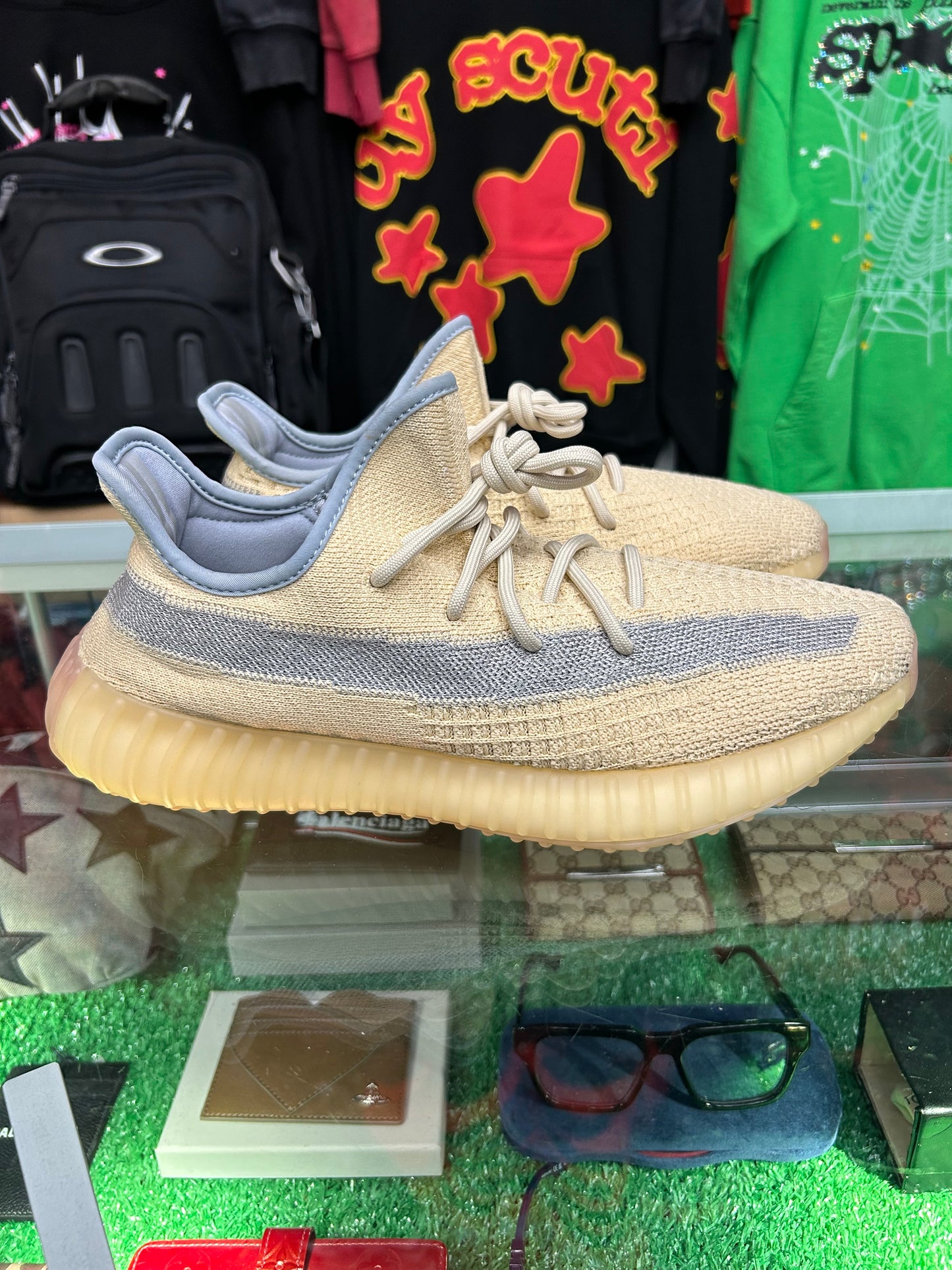 YEEZY 350 V2 LINEN (PRE-OWNED W/ BOX)