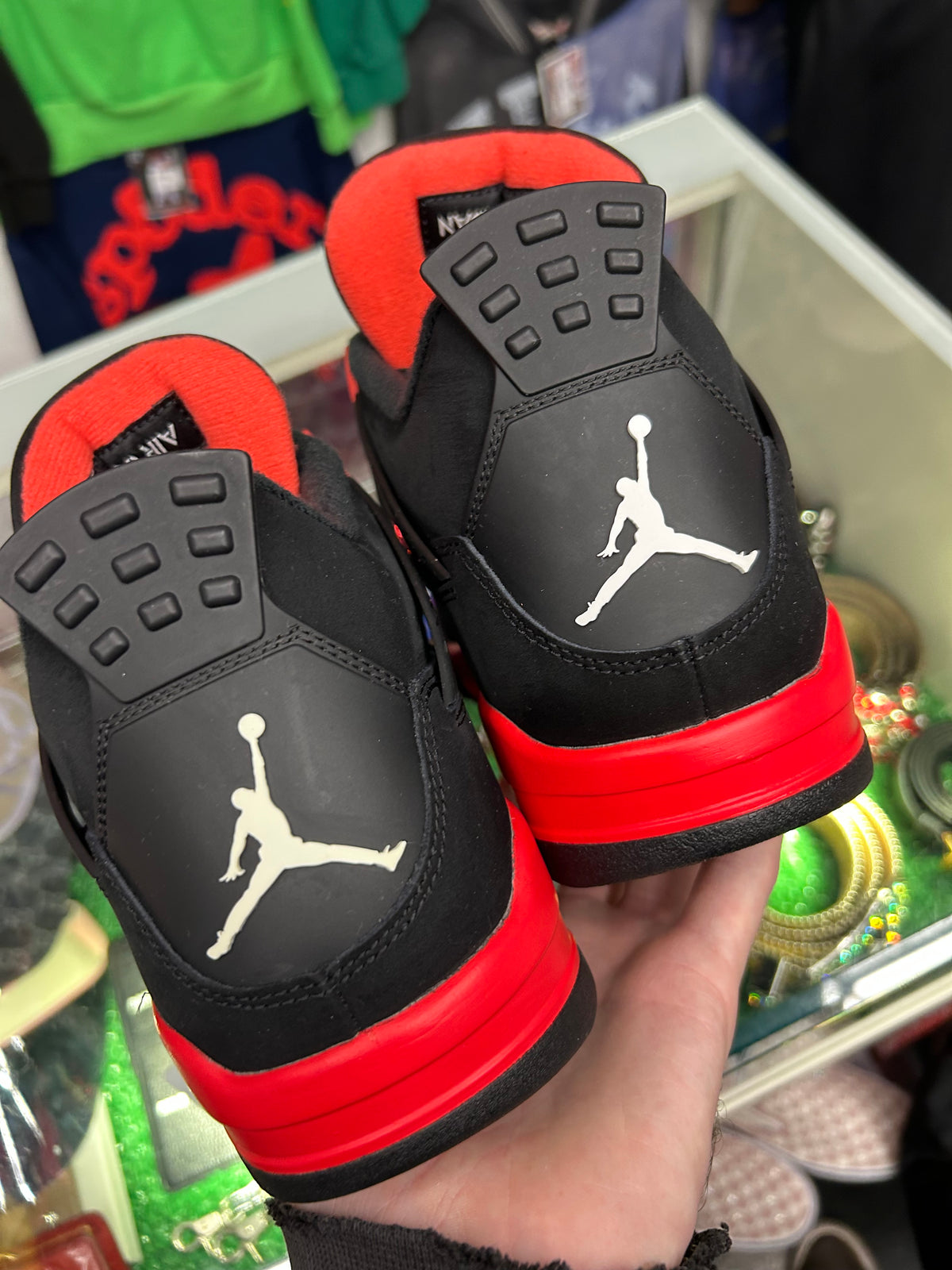 JORDAN 4 RED THUNDER (PRE-OWNED W/ BOX)