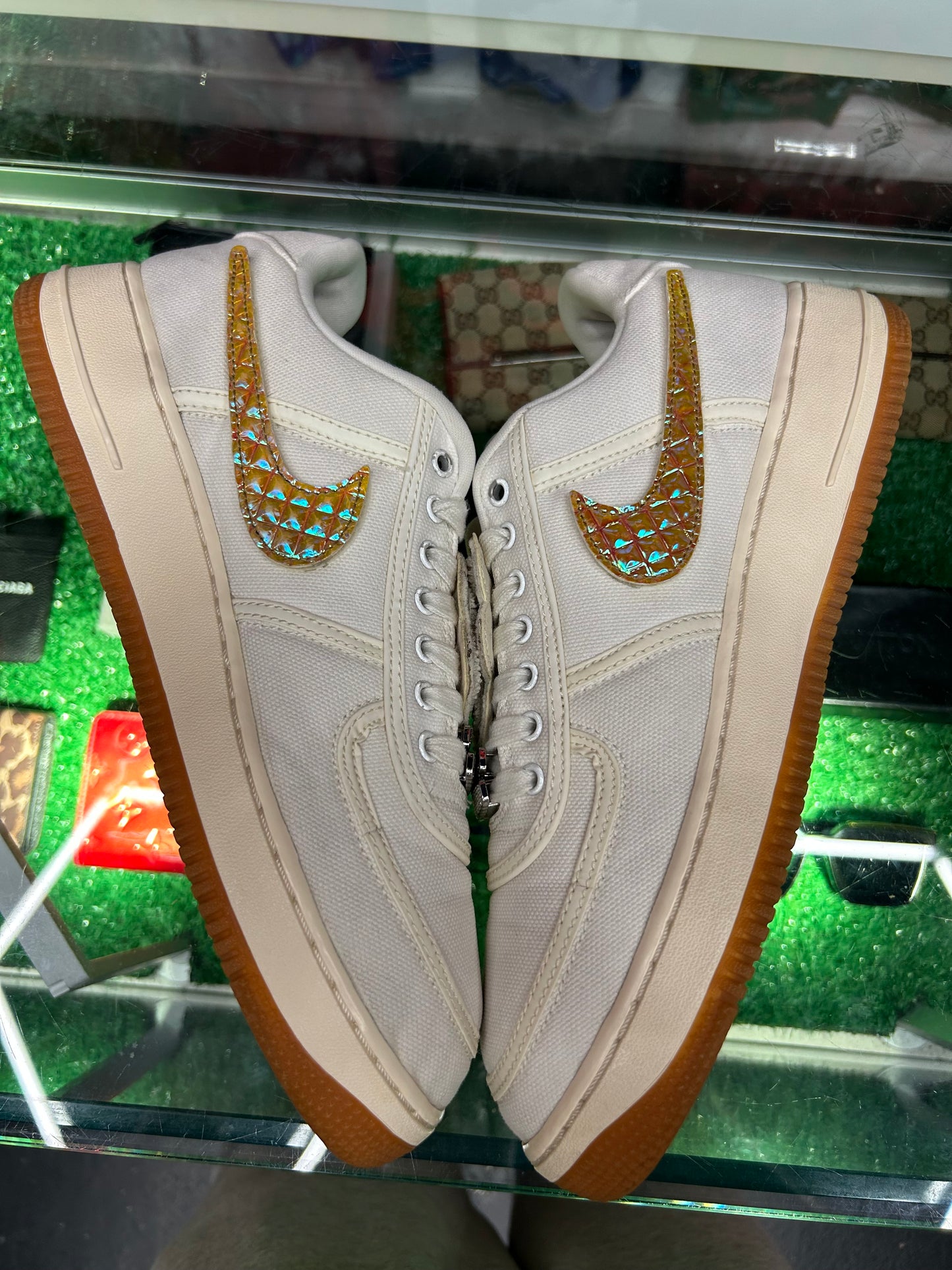 AIR FORCE 1 TRAVIS SCOTT NIKE “SAIL GUM” (PRE-OWNED W/ BOX)