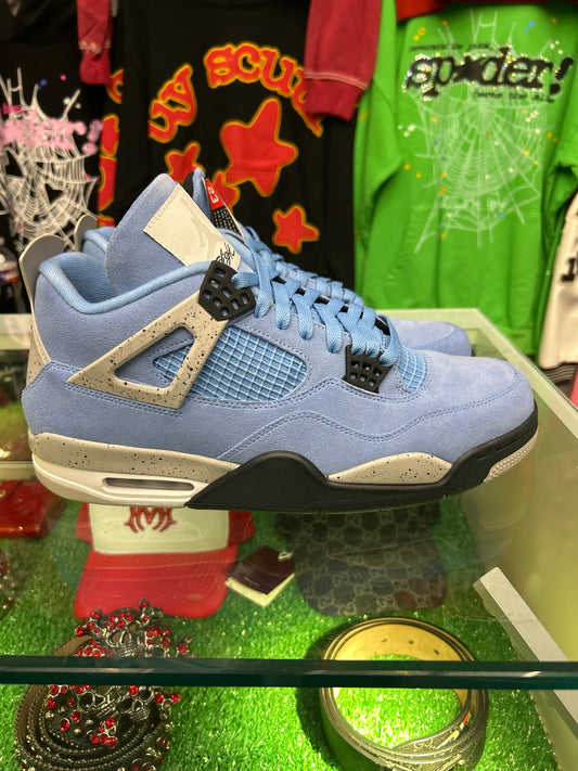 JORDAN 4 RETRO UNIVERSITY BLUE (PRE-OWNED W/ BOX)