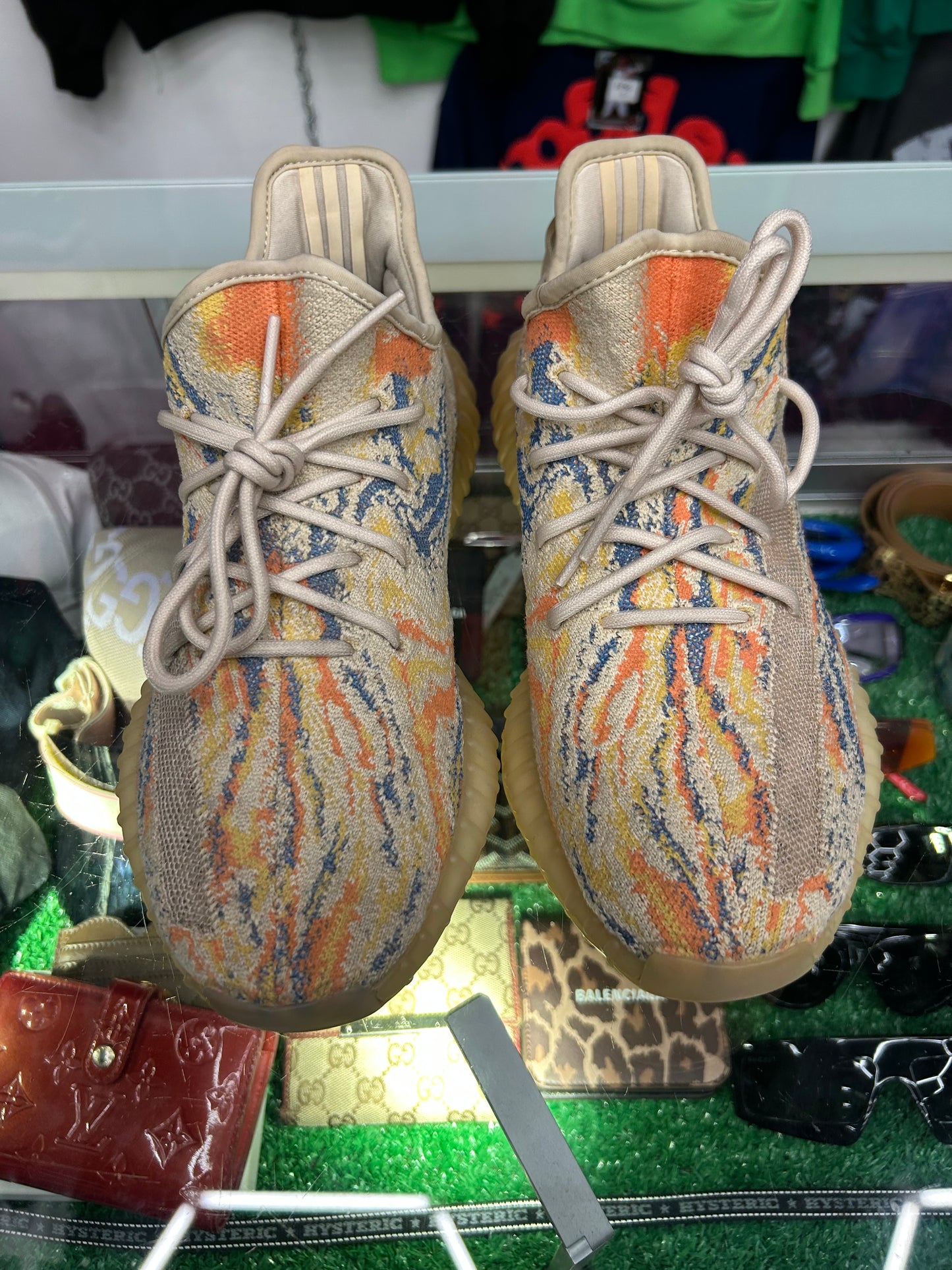 YEEZY 350 V2 MX OAT (PRE-OWNED W/ BOX)