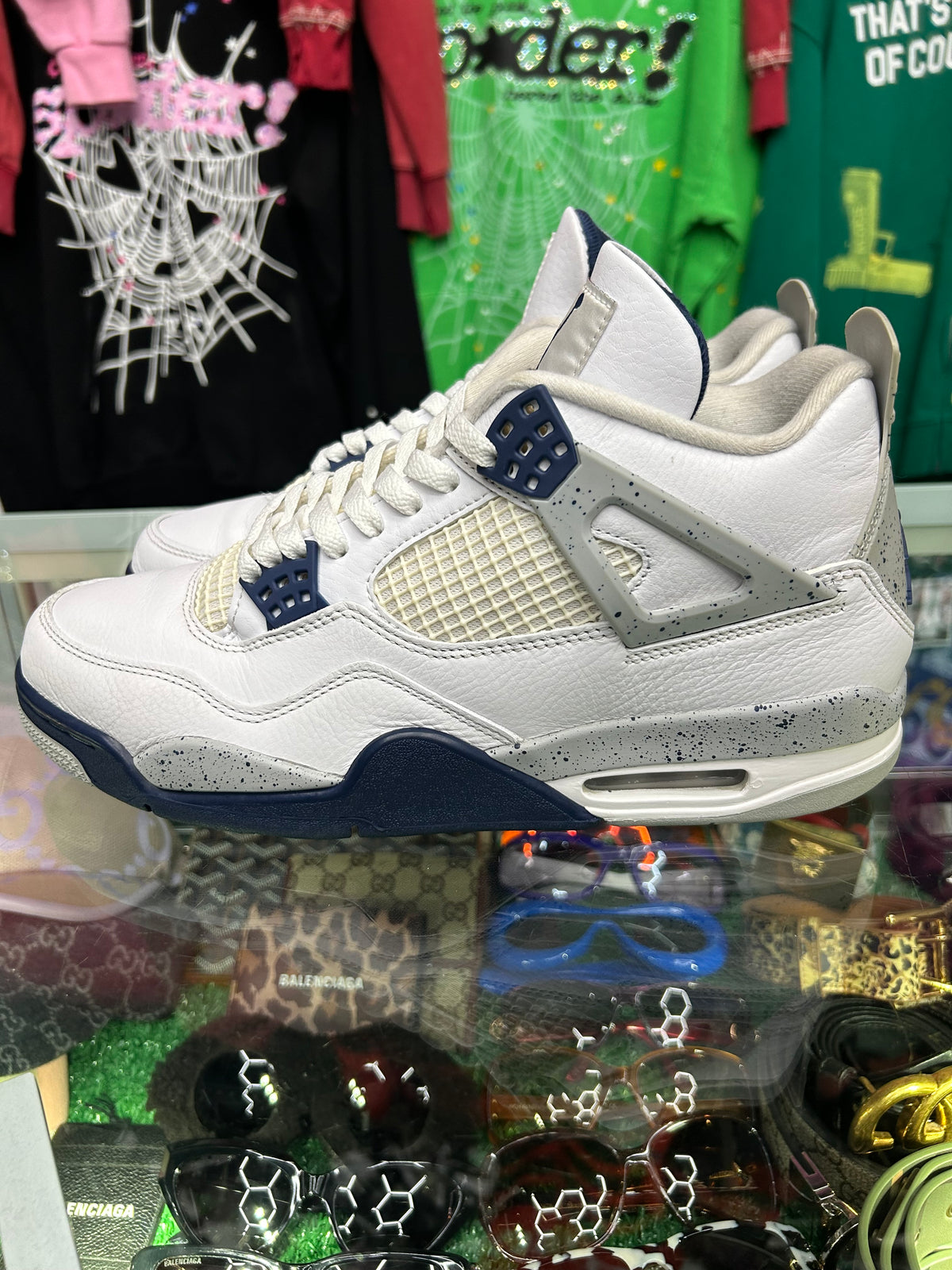 JORDAN 4 MIDNIGHT NAVY (PRE-OWNED NO BOX)
