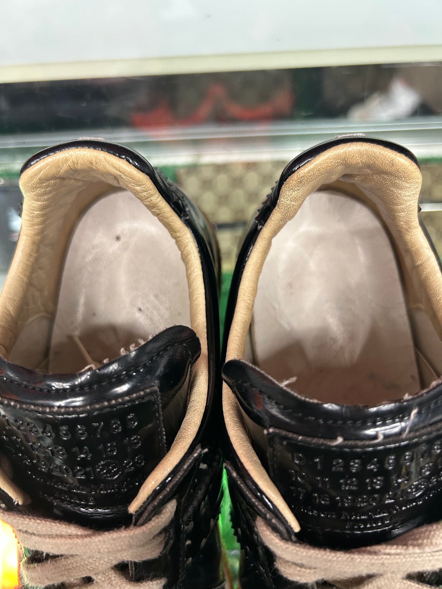 MAISON MARGIELA LEATHER GATS (PRE-OWNED W/ BOX)