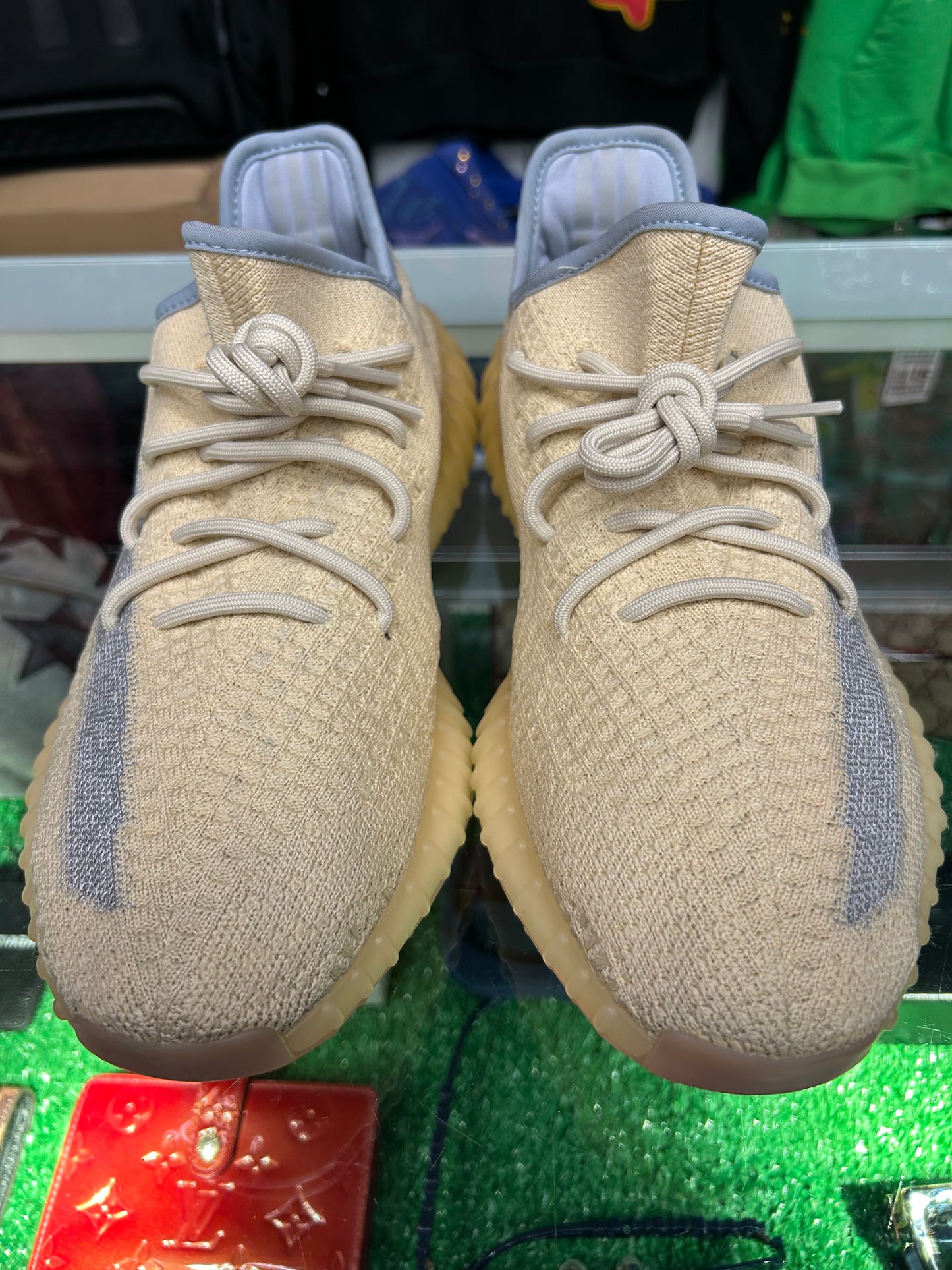 YEEZY 350 V2 LINEN (PRE-OWNED W/ BOX)