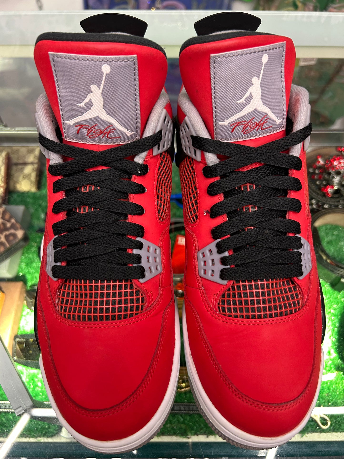 JORDAN 4 TORO BRAVO (PRE-OWNED W/ BOX)