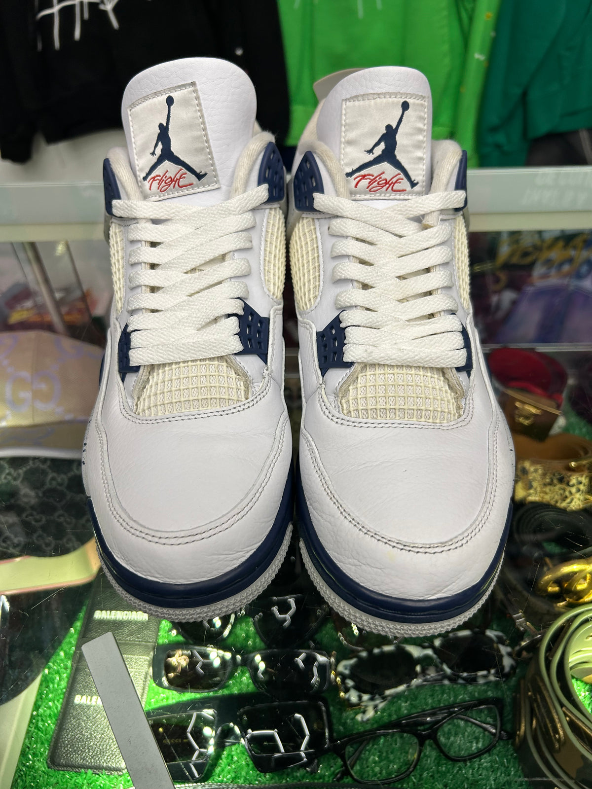 JORDAN 4 MIDNIGHT NAVY (PRE-OWNED NO BOX)