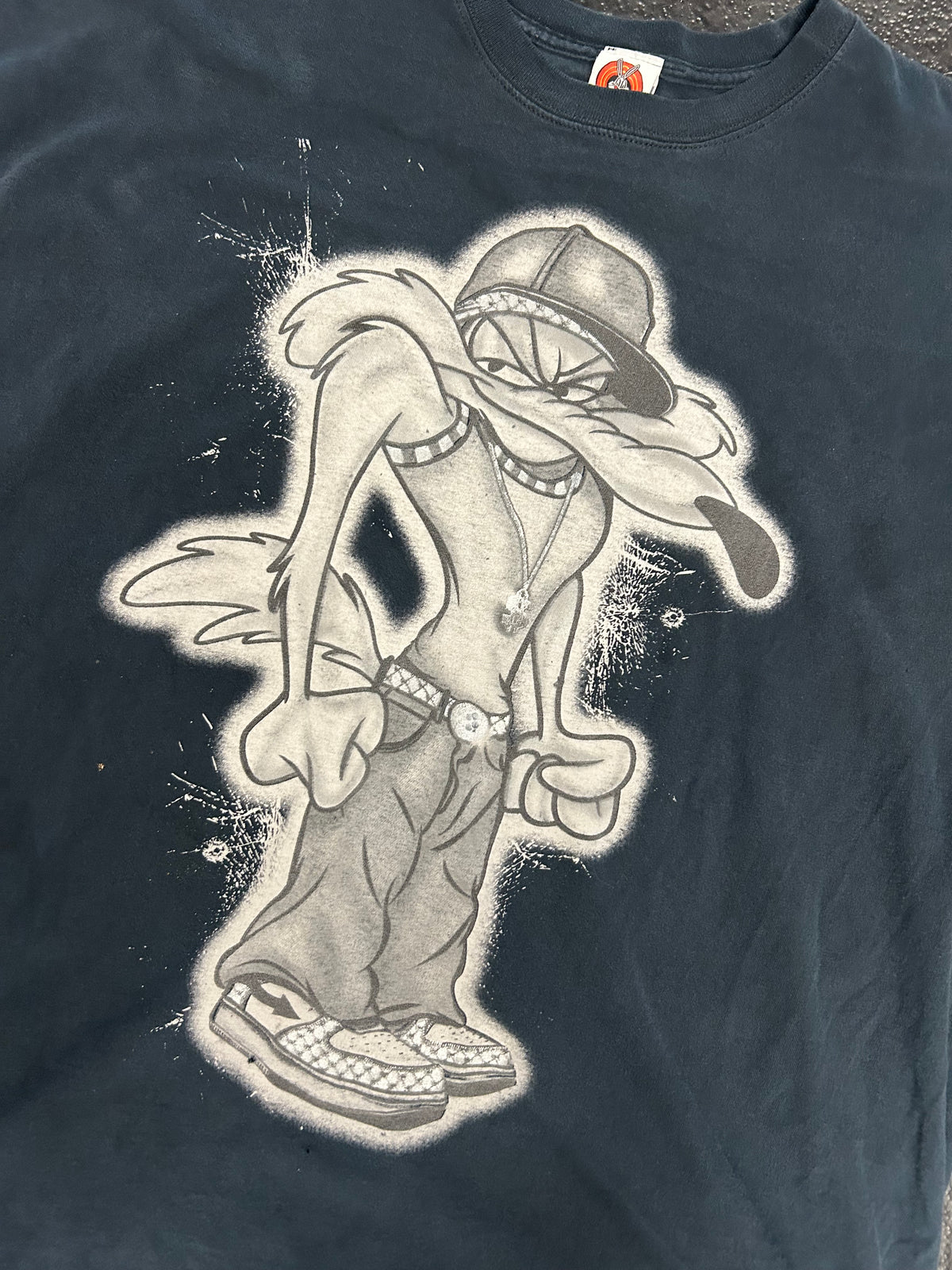 LOONEY TUNES WILLEY CYOTE BLACK TEE