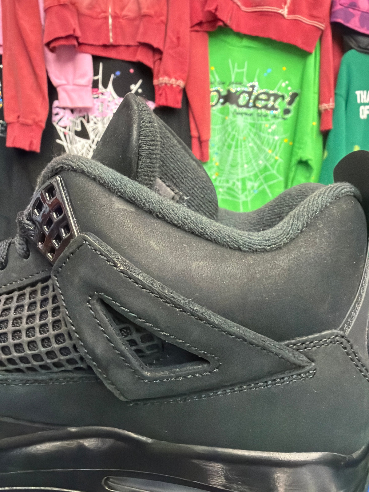 JORDAN 4 BLACK CAT (PRE-OWNED W/ BOX)