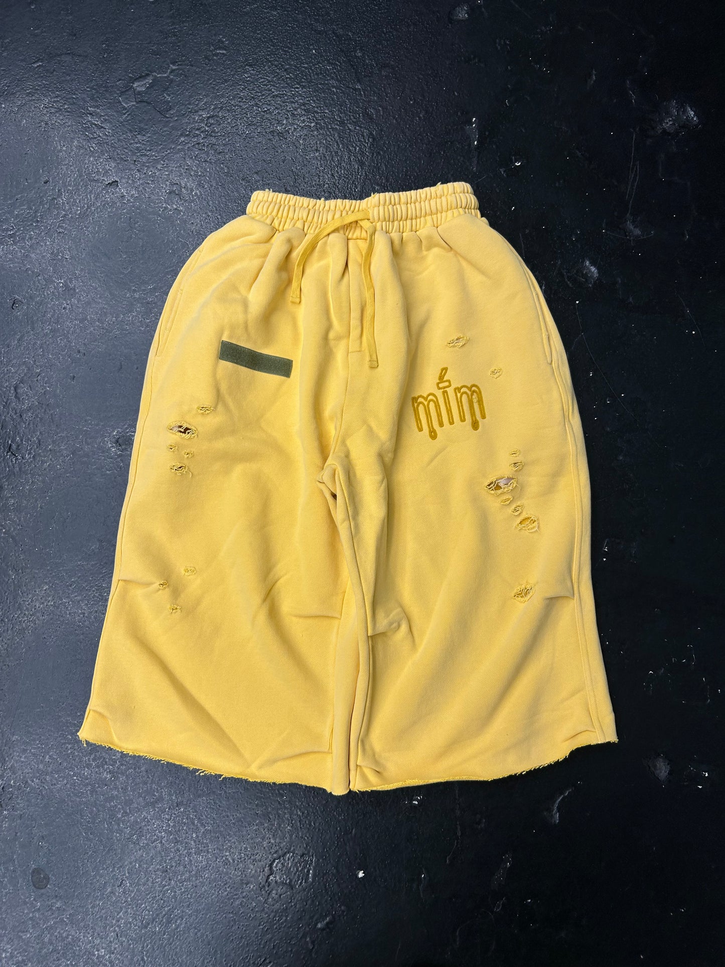 MURD333R FM SHORTS YELLOW (BRAND NEW)