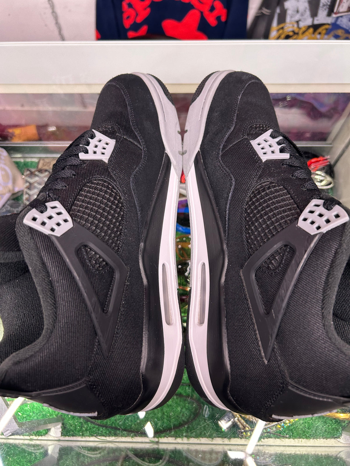 JORDAN 4 CANVAS (PRE-OWNED W/ BOX)
